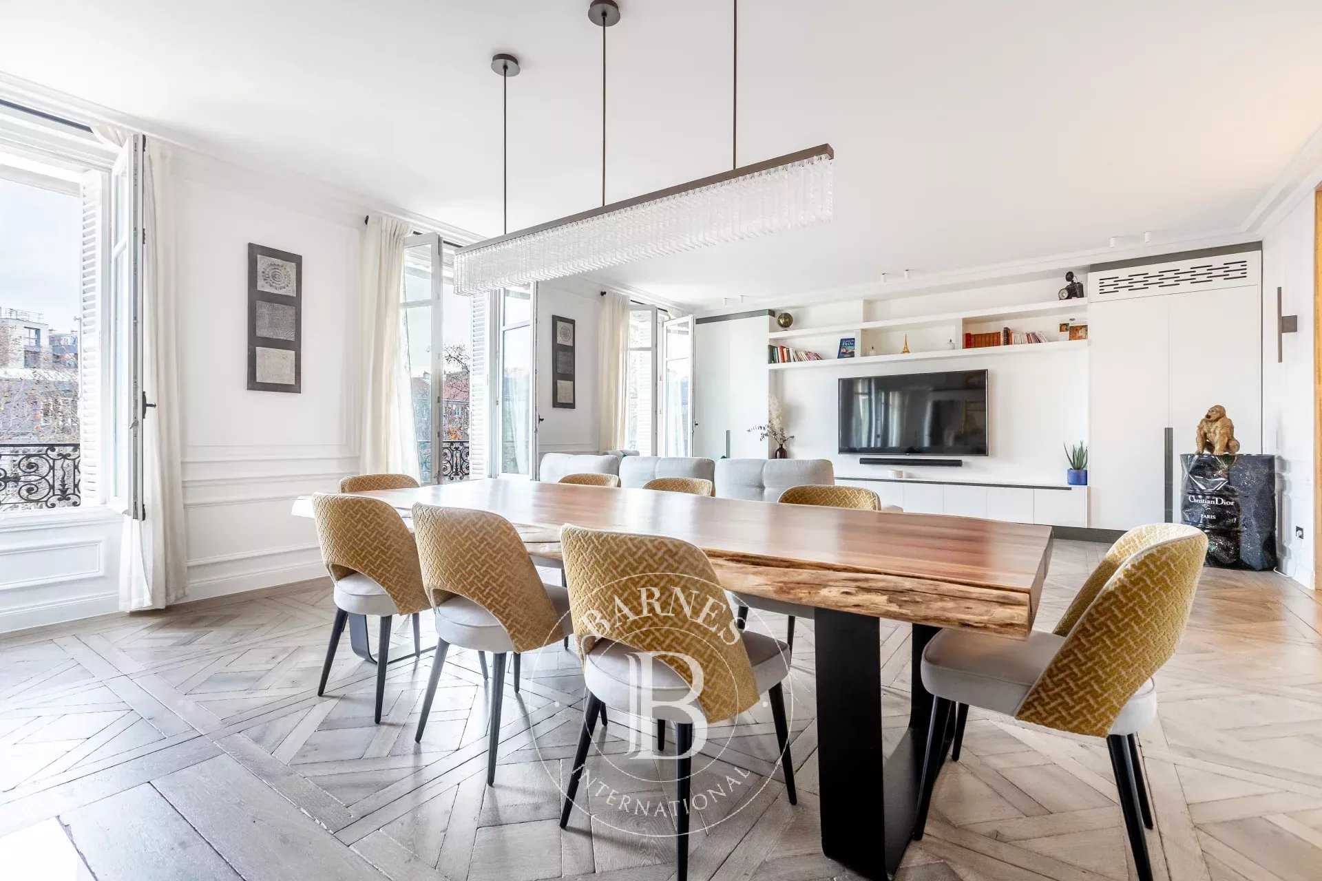 Paris  - Piso 5 Cuartos 4 Habitaciones