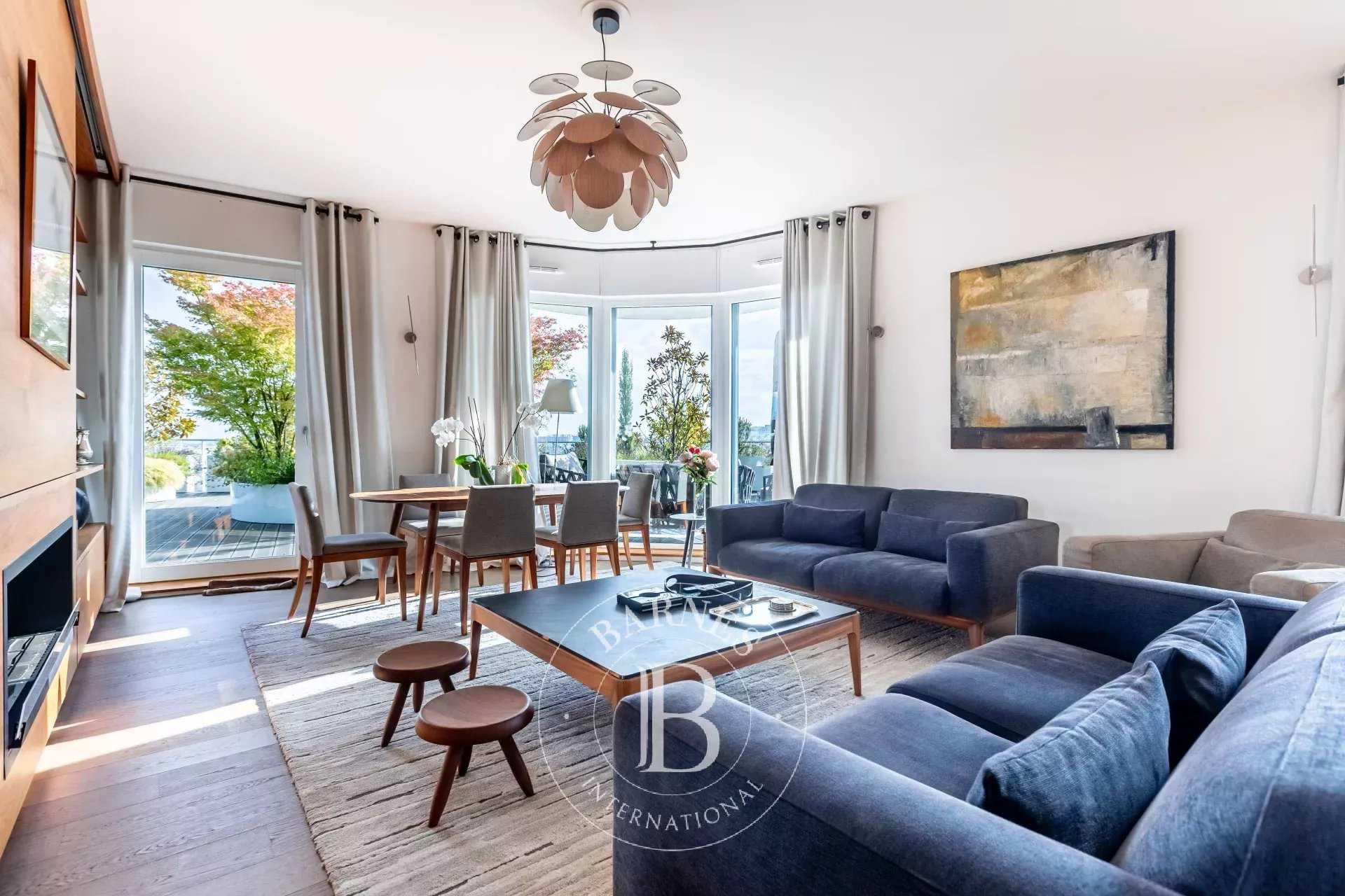 Paris  - Apartment 4 Bedrooms