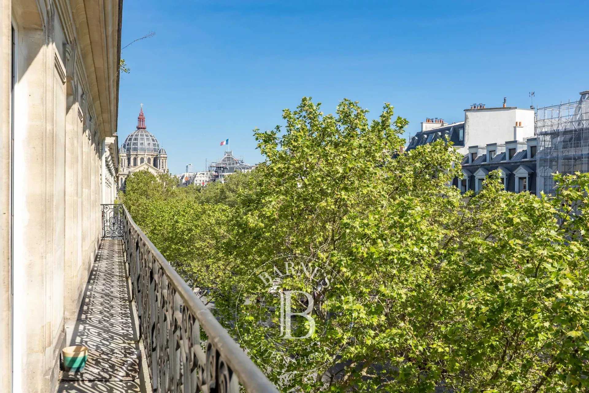 Paris  - Apartment 4 Bedrooms