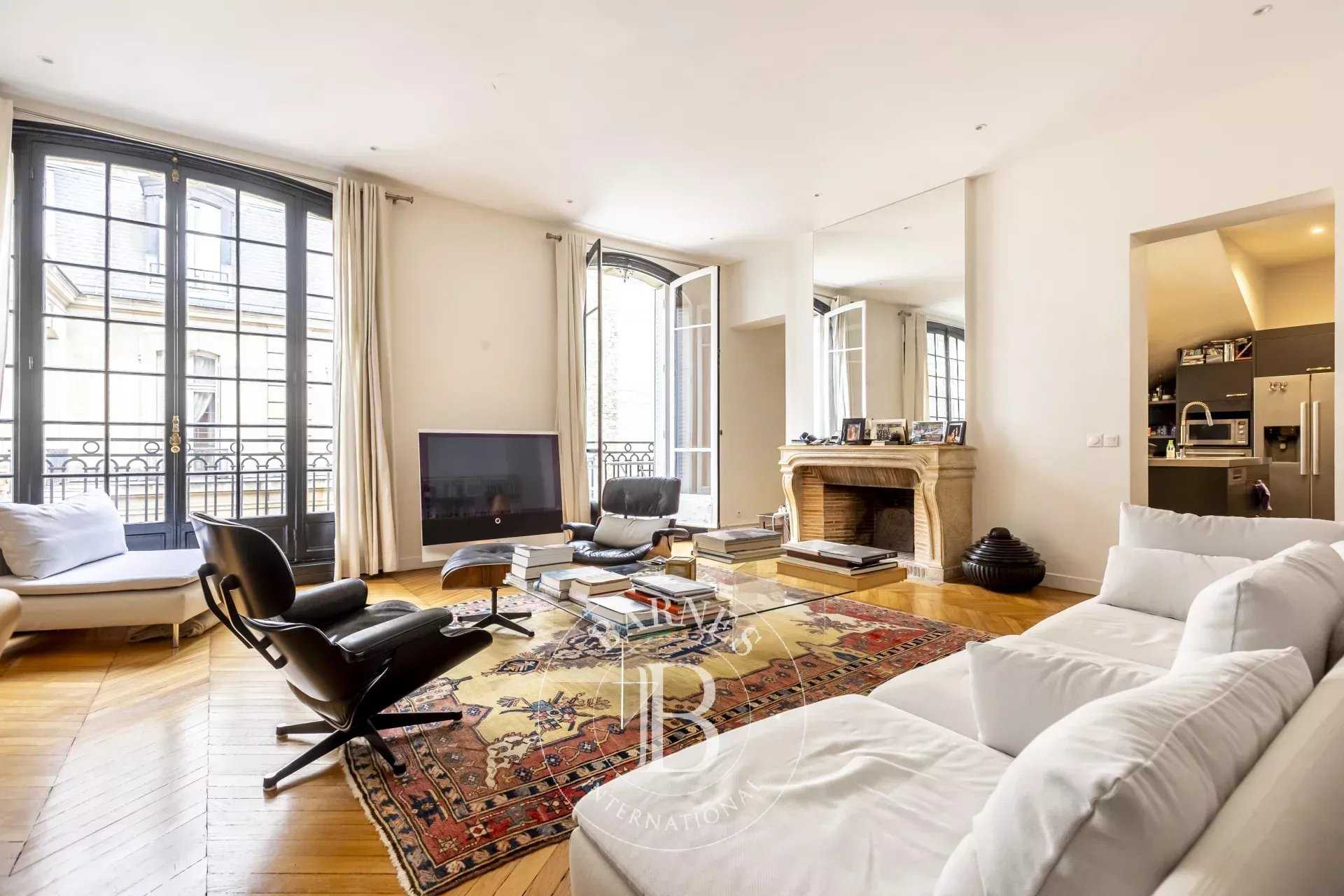 Paris  - Apartment 3 Bedrooms