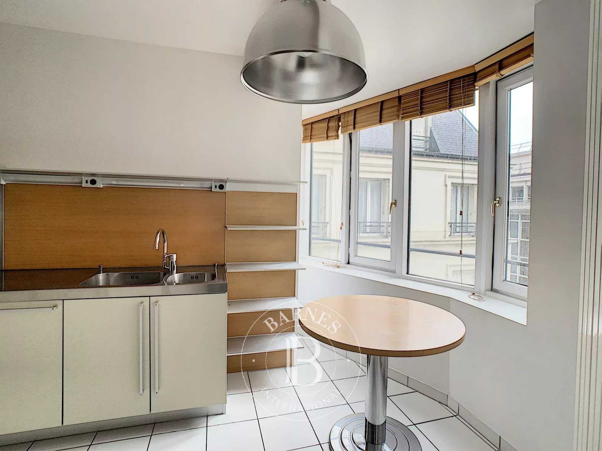 Paris  - Apartment 3 Bedrooms