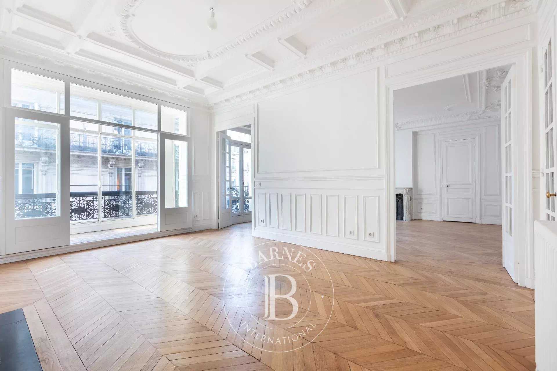 Paris  - Piso 5 Cuartos 3 Habitaciones