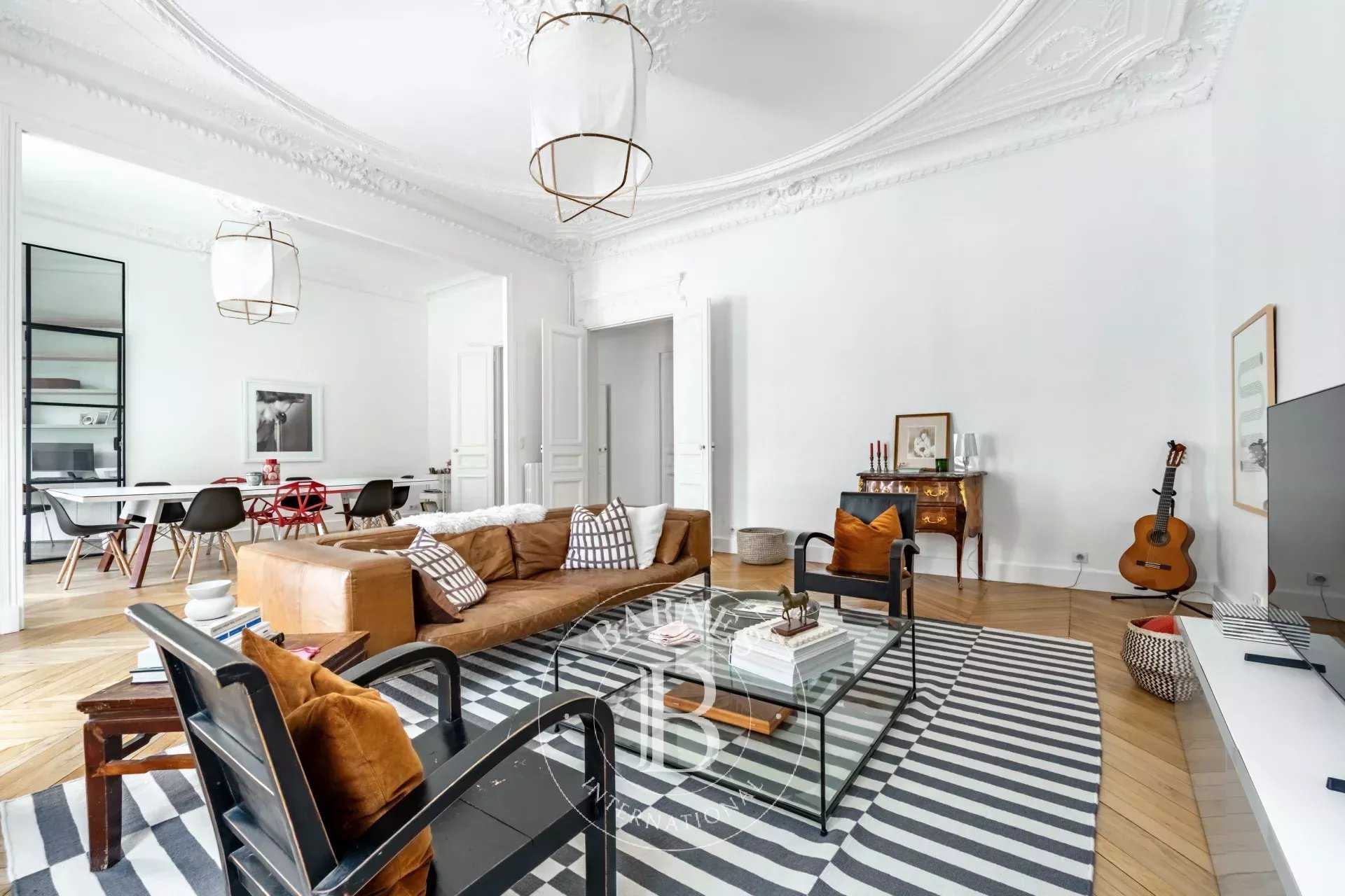 Paris  - Apartment 3 Bedrooms