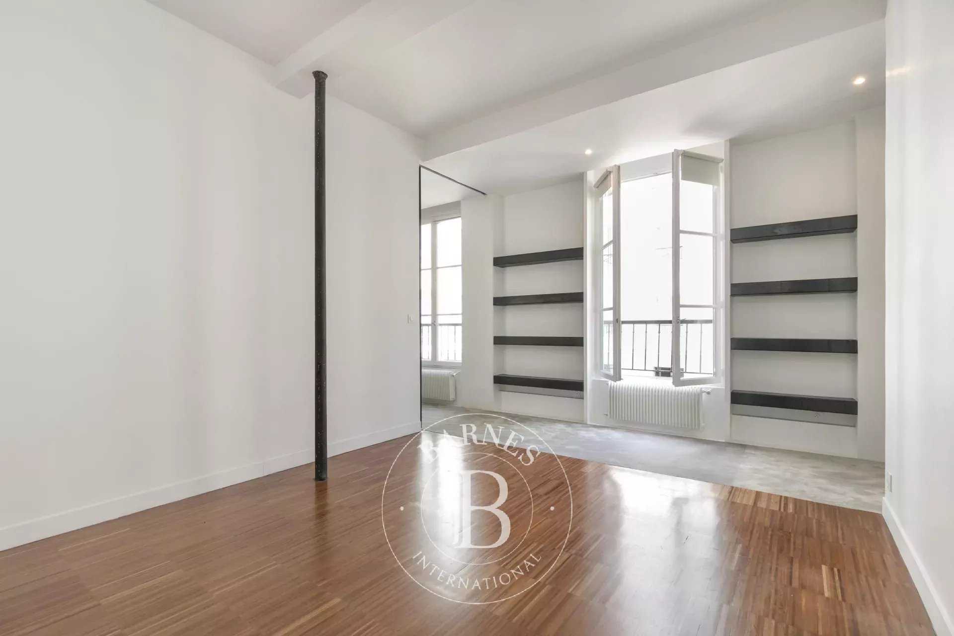 Paris  - Apartment 2 Bedrooms