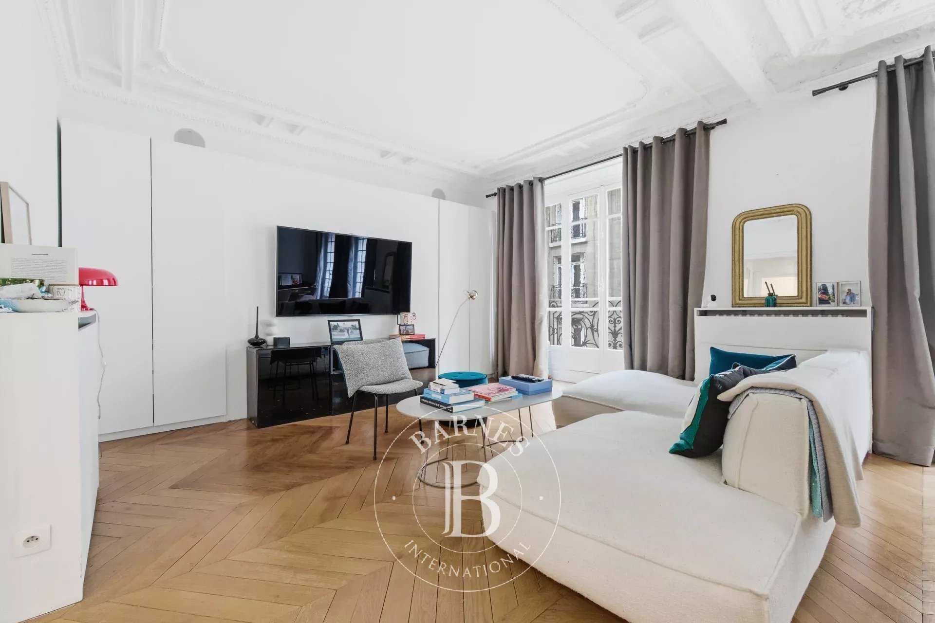 Paris  - Piso 4 Cuartos 2 Habitaciones