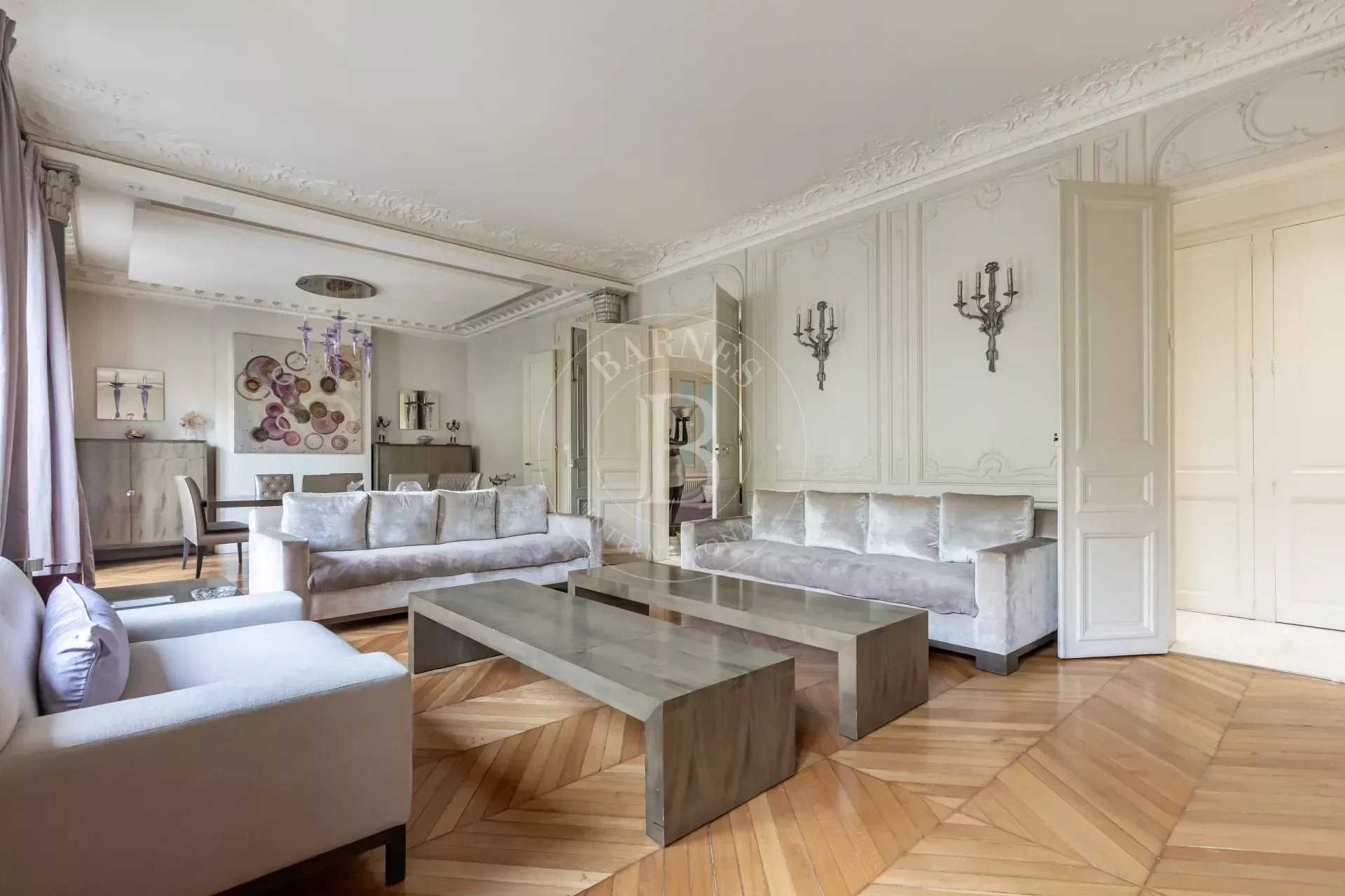Paris  - Apartment 3 Bedrooms