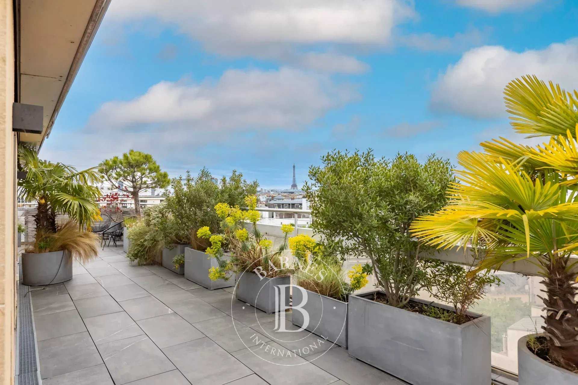 Paris  - Piso 5 Cuartos 2 Habitaciones