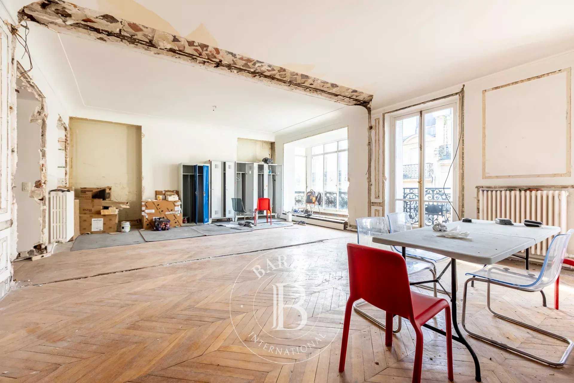 Paris  - Piso 5 Cuartos 3 Habitaciones