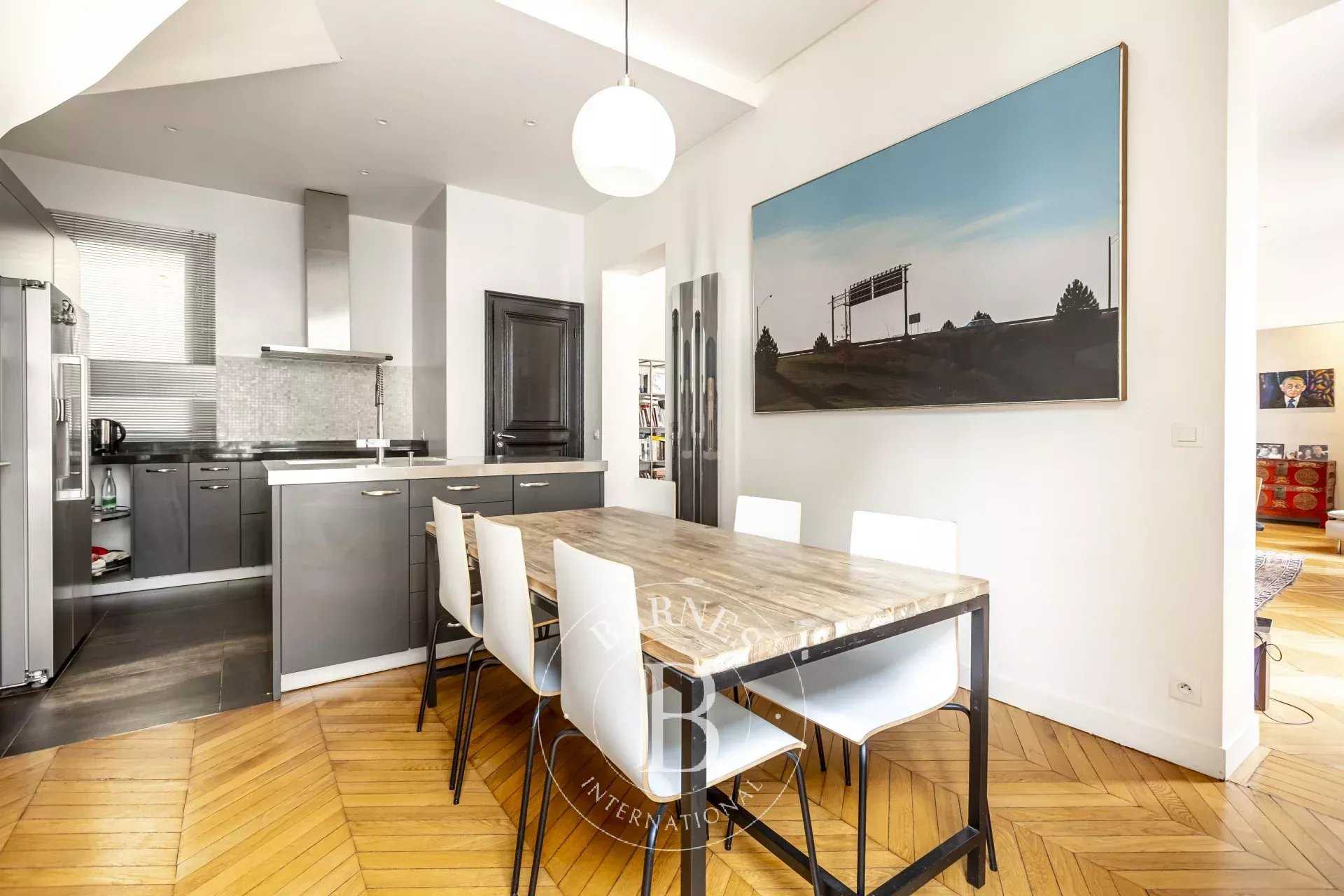 Paris  - Apartment 3 Bedrooms