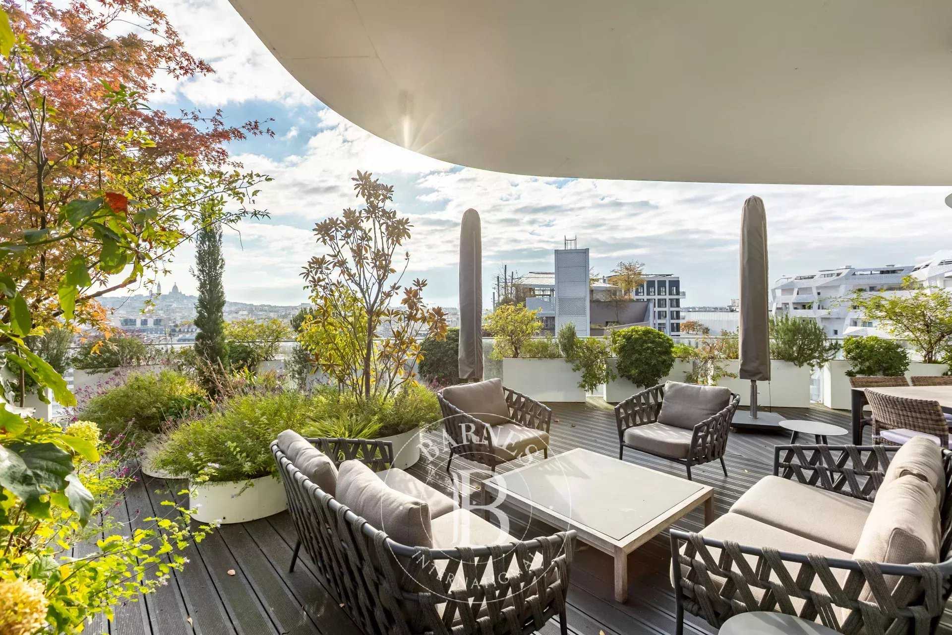 Paris  - Apartment 4 Bedrooms