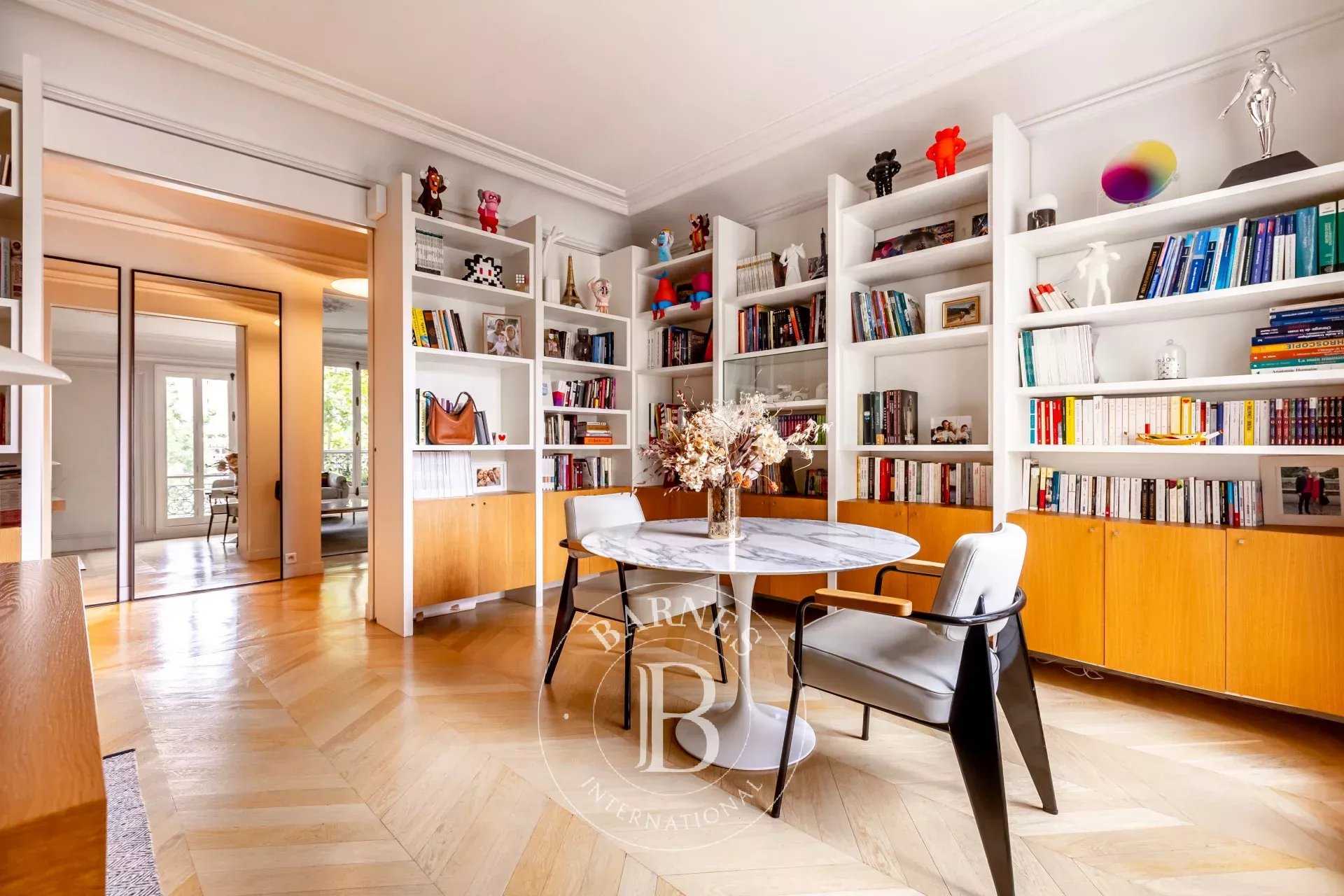 Paris  - Apartment 4 Bedrooms