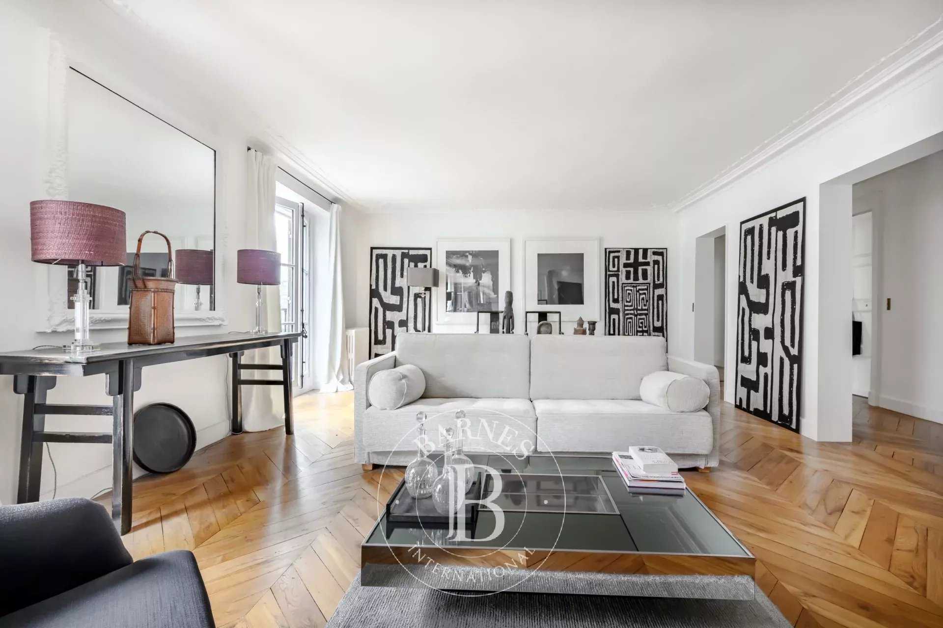 Paris  - Apartment 3 Bedrooms