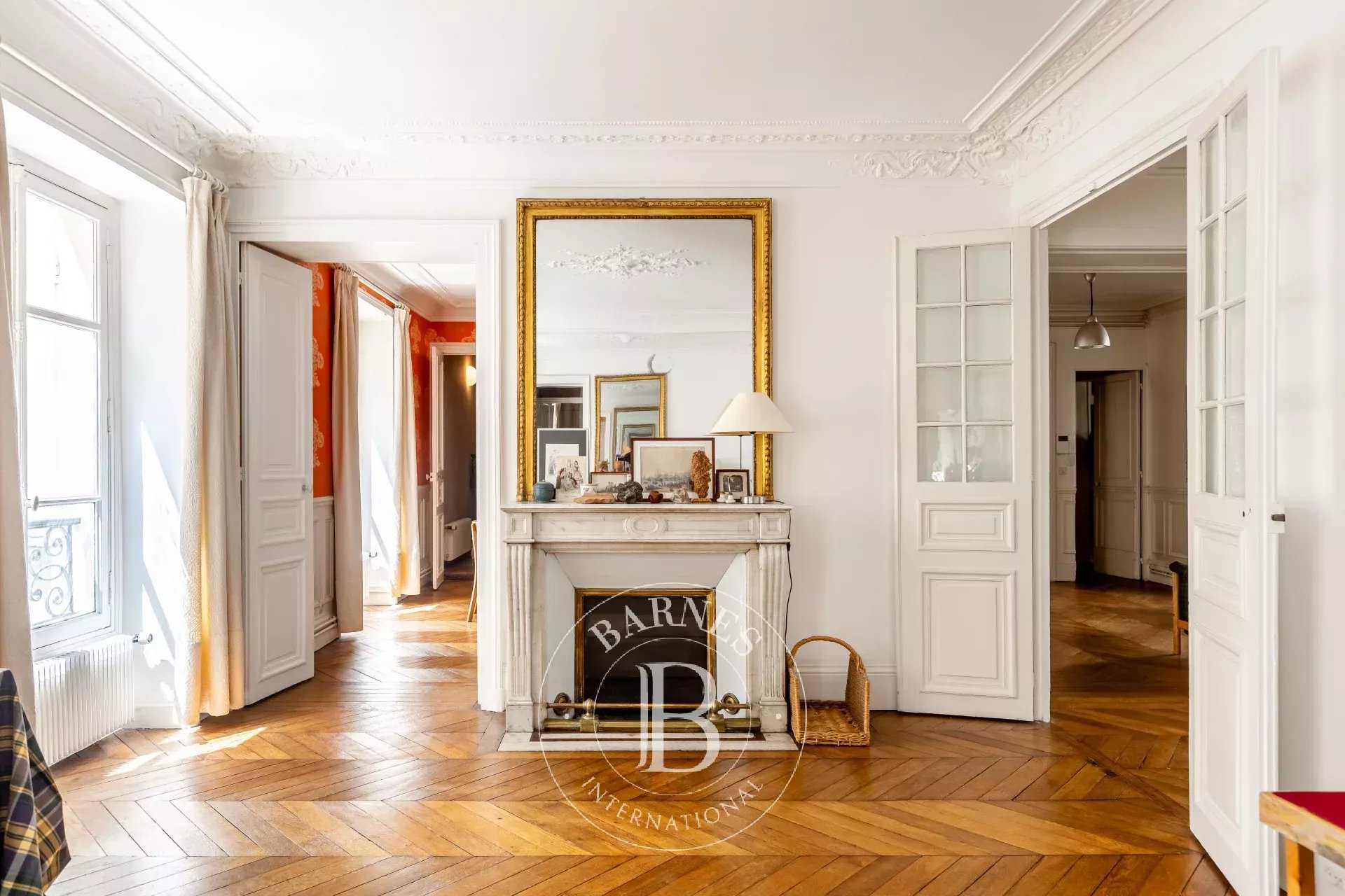 Paris  - Apartment 4 Bedrooms