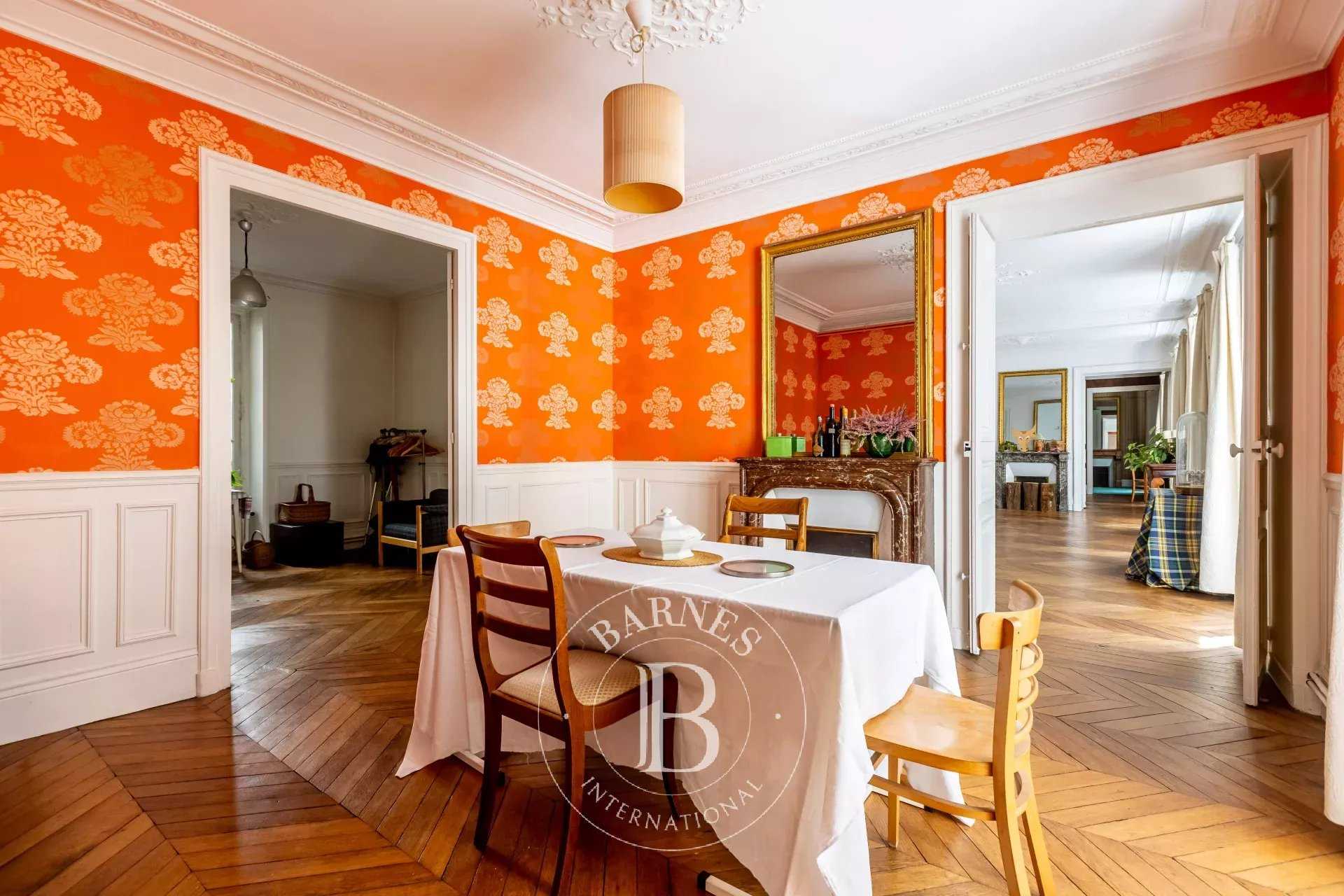 Paris  - Apartment 4 Bedrooms