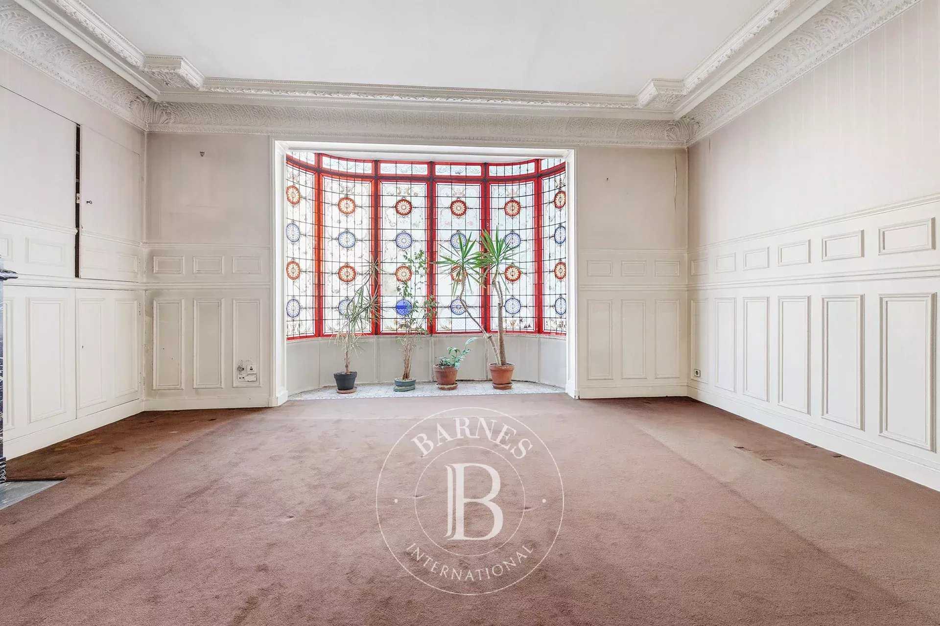 Paris  - Appartement 6 Pi&egrave;ces 4 Chambres