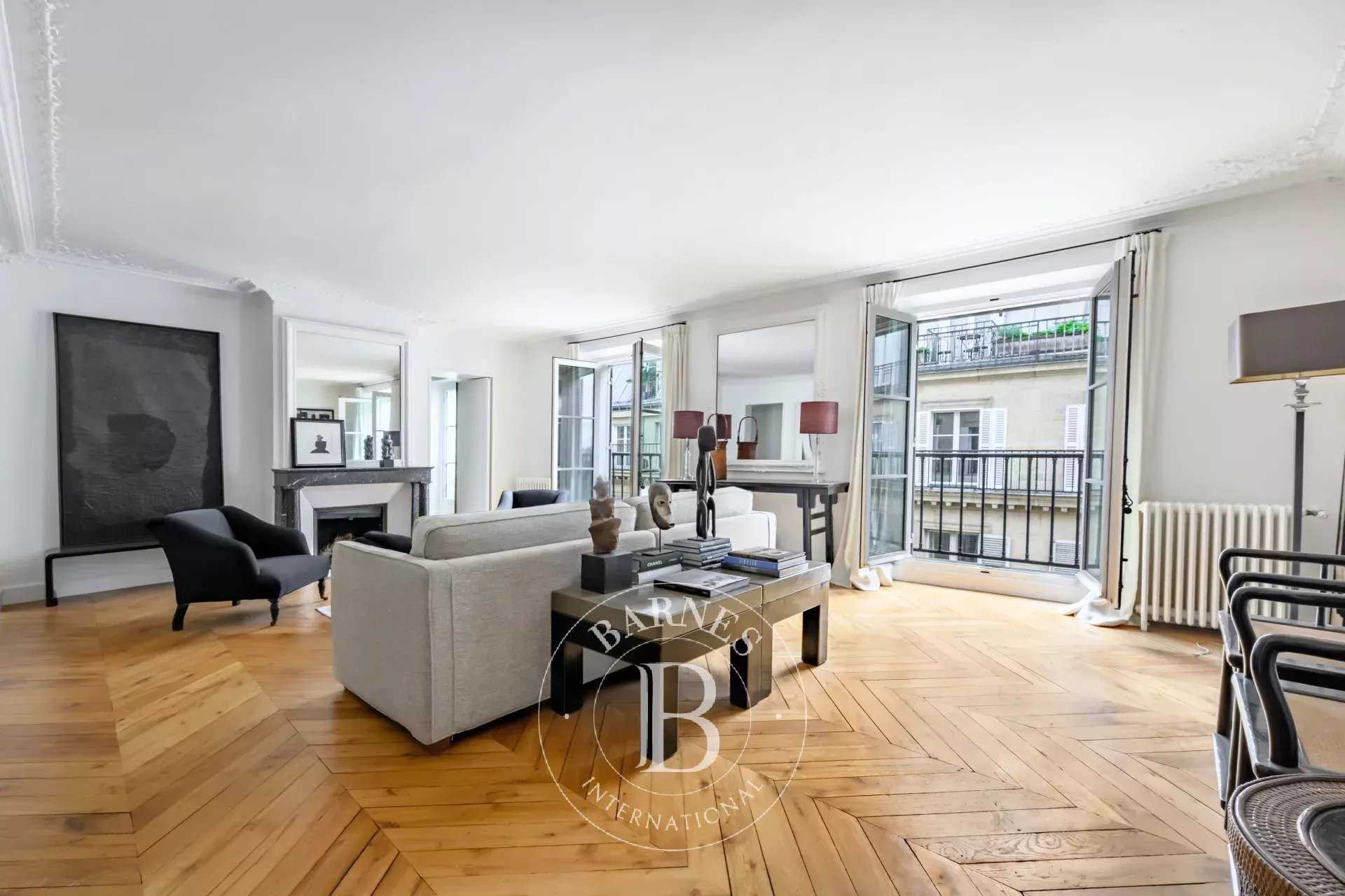 Paris  - Apartment 3 Bedrooms