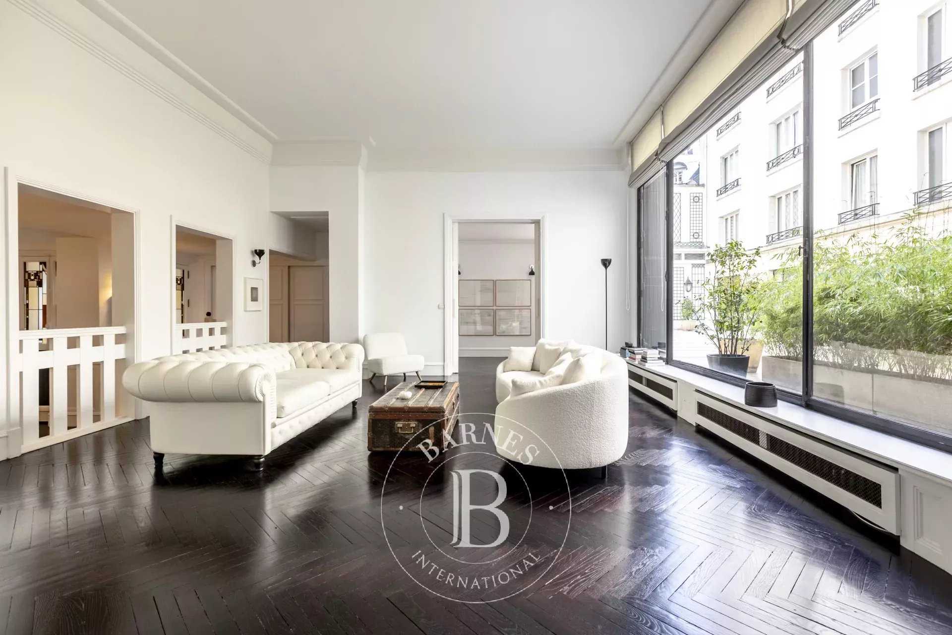 Paris  - Apartment 2 Bedrooms