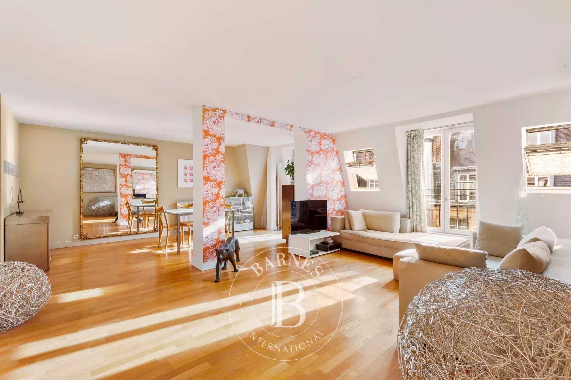 Appartement Paris 75008  -  ref 86718083 (picture 1)