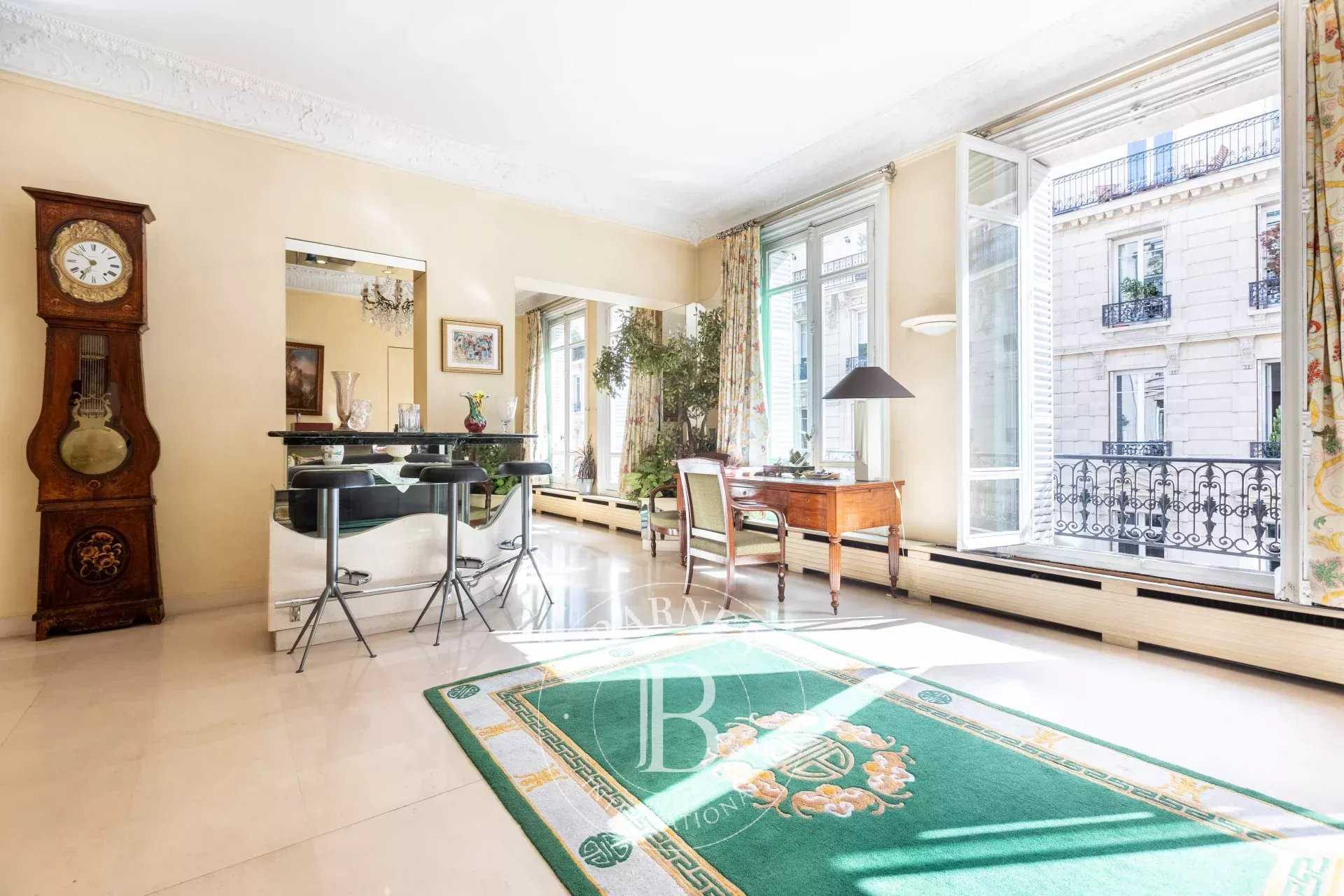 Apartment Paris 75008  -  ref 86189324 (picture 2)