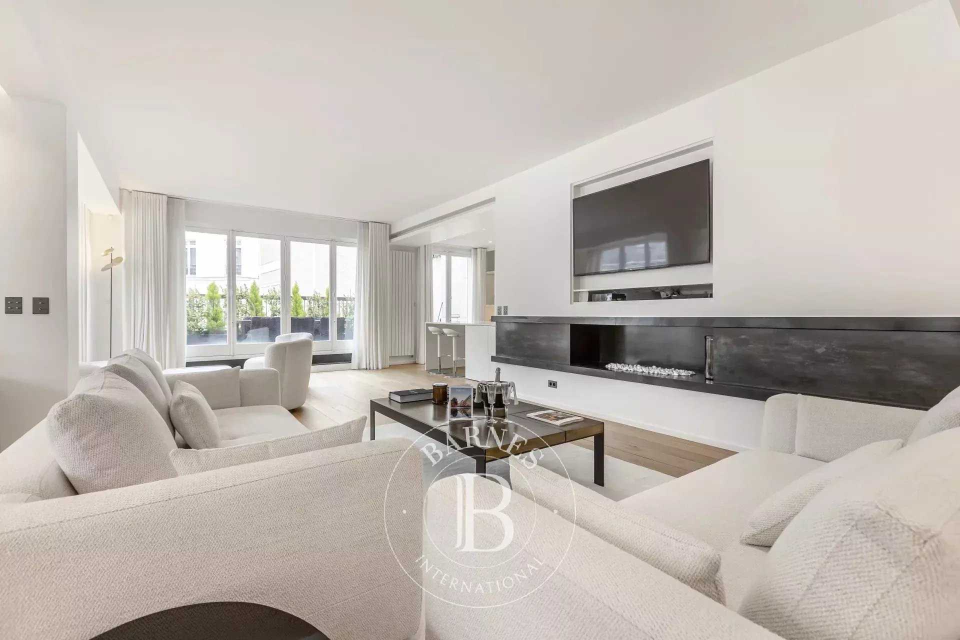 Apartment Paris 75008  -  ref 5981476 (picture 1)