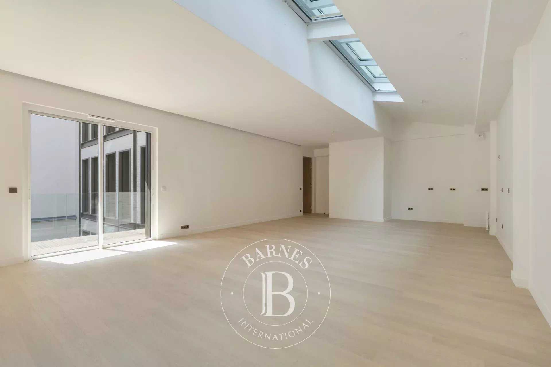 Apartment Paris 75008  -  ref 85906080 (picture 3)