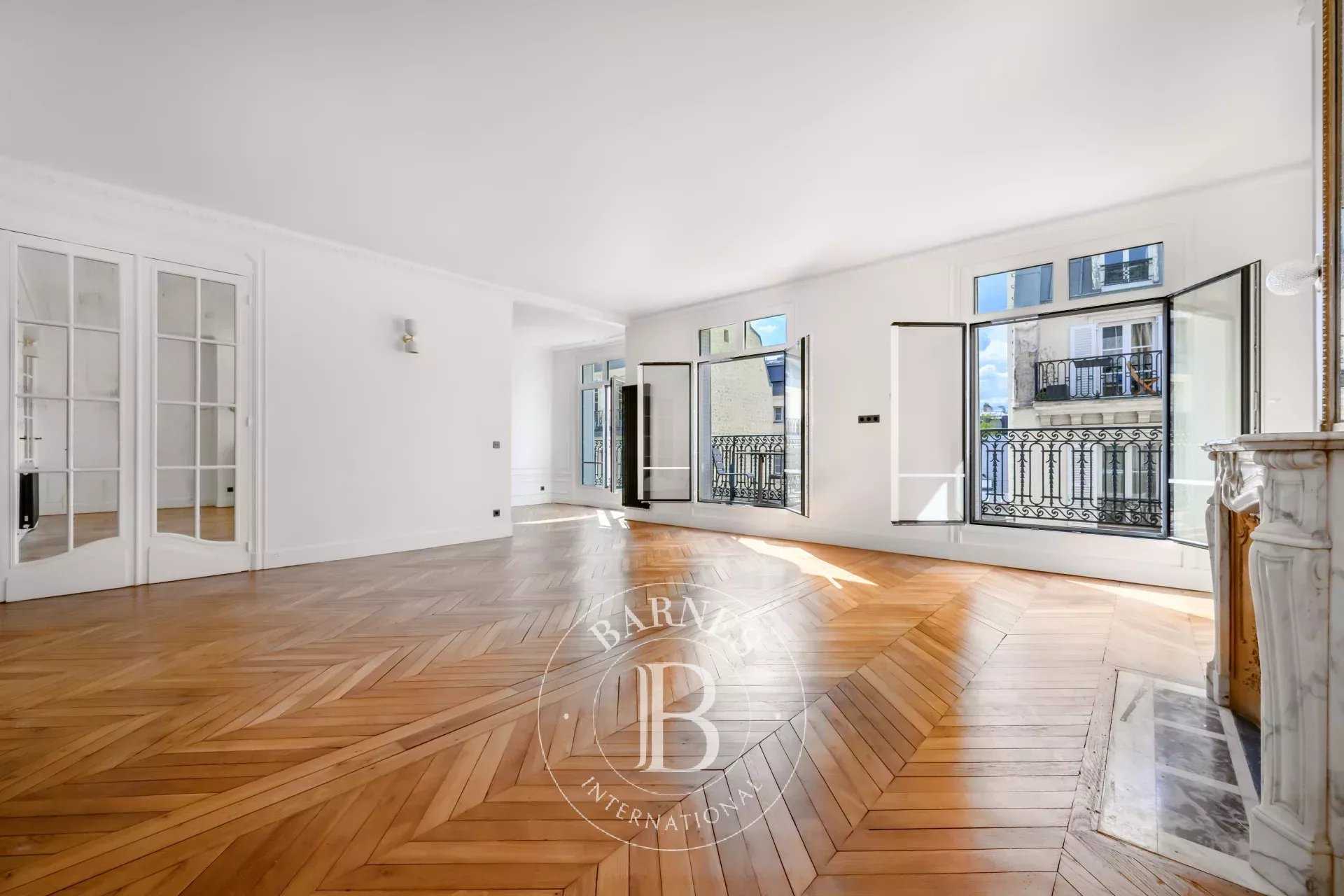 Appartement Paris 75008  -  ref 86196362 (picture 1)