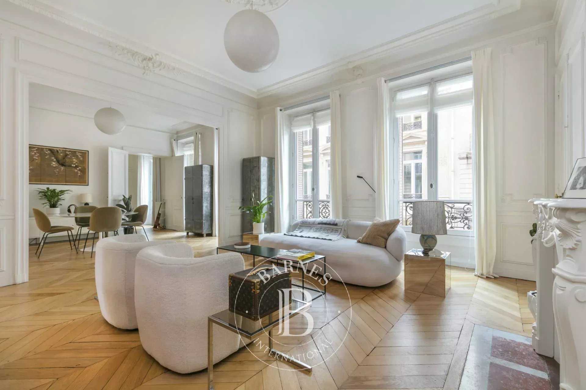 Apartment Paris 75008  -  ref 86601250 (picture 2)