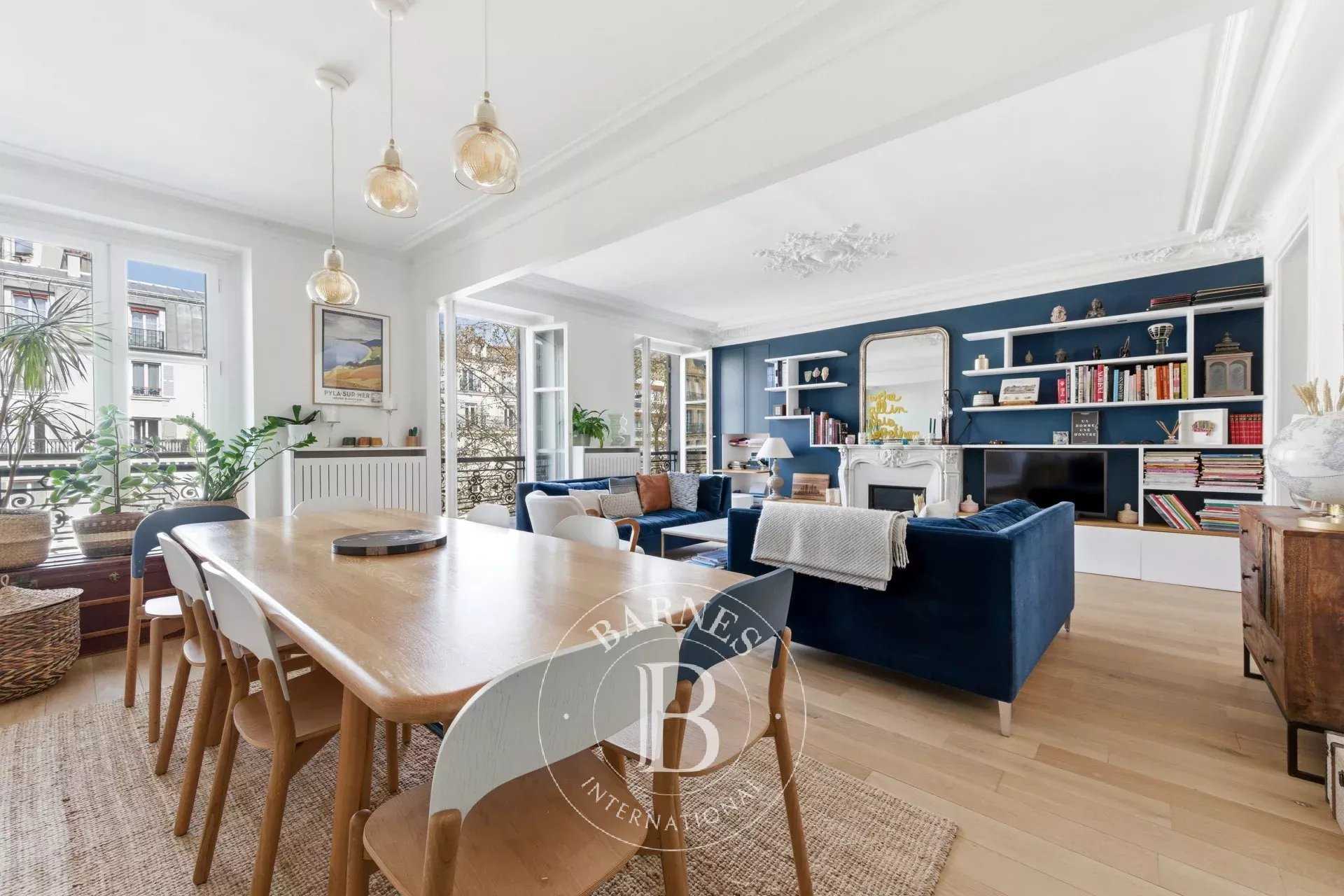 Apartment Paris 75017  -  ref 86826410 (picture 1)