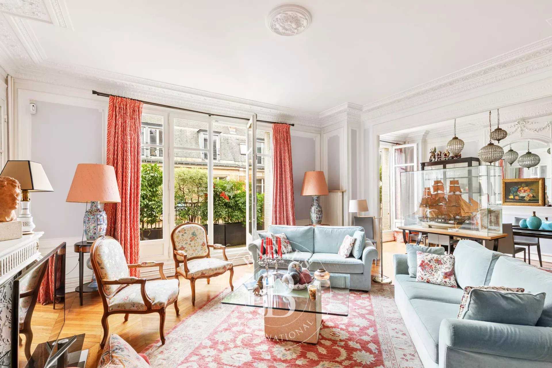 Piso Paris 75008  -  ref 86489835 (picture 1)