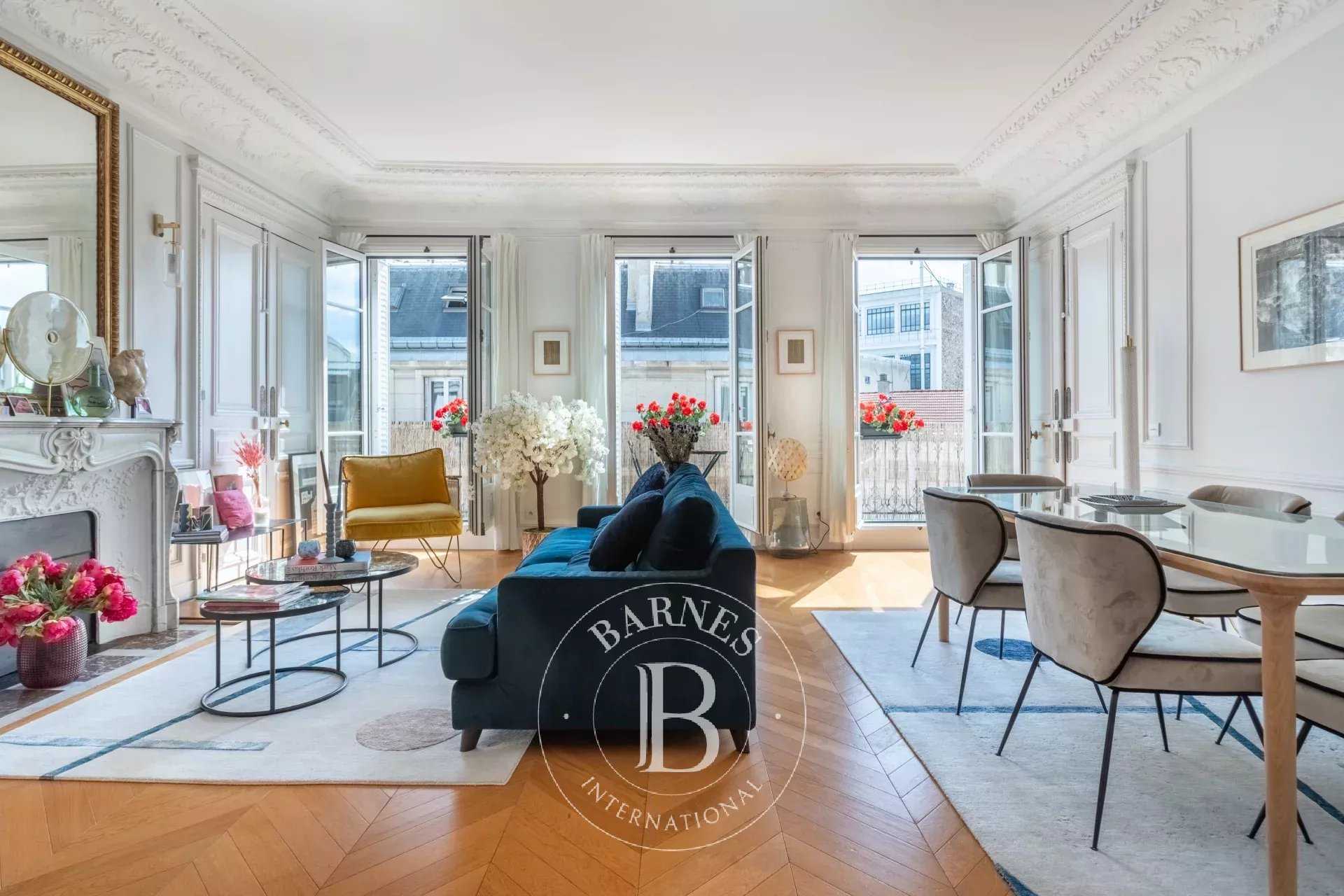 Appartement Paris 75008  -  ref 84622017 (picture 3)