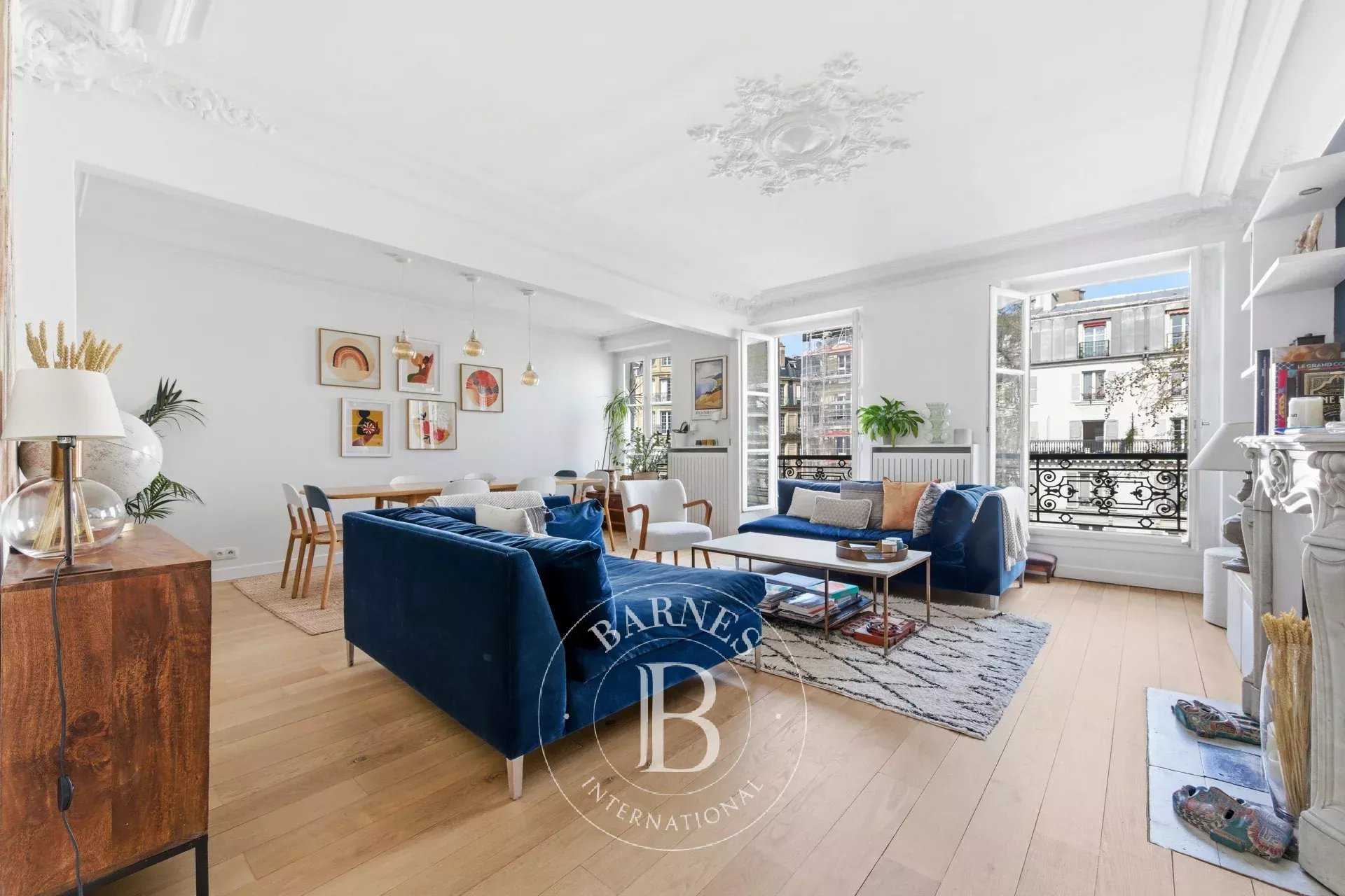 Apartment Paris 75017  -  ref 86826410 (picture 1)