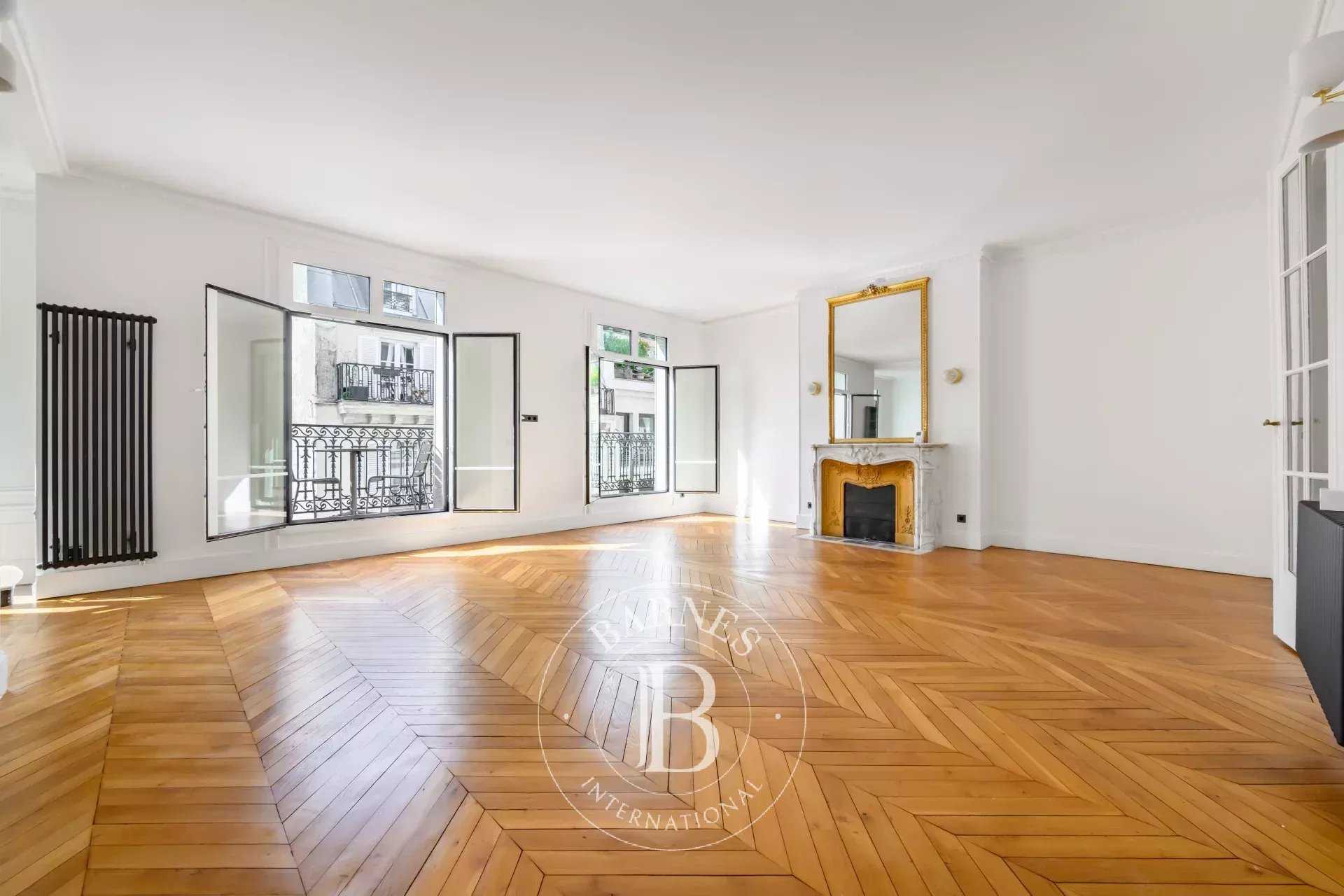 Appartement Paris 75008  -  ref 86196362 (picture 3)