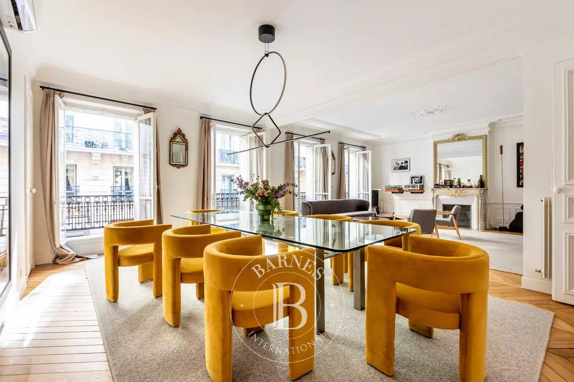 Appartement Paris 75008  -  ref 86276509 (picture 2)