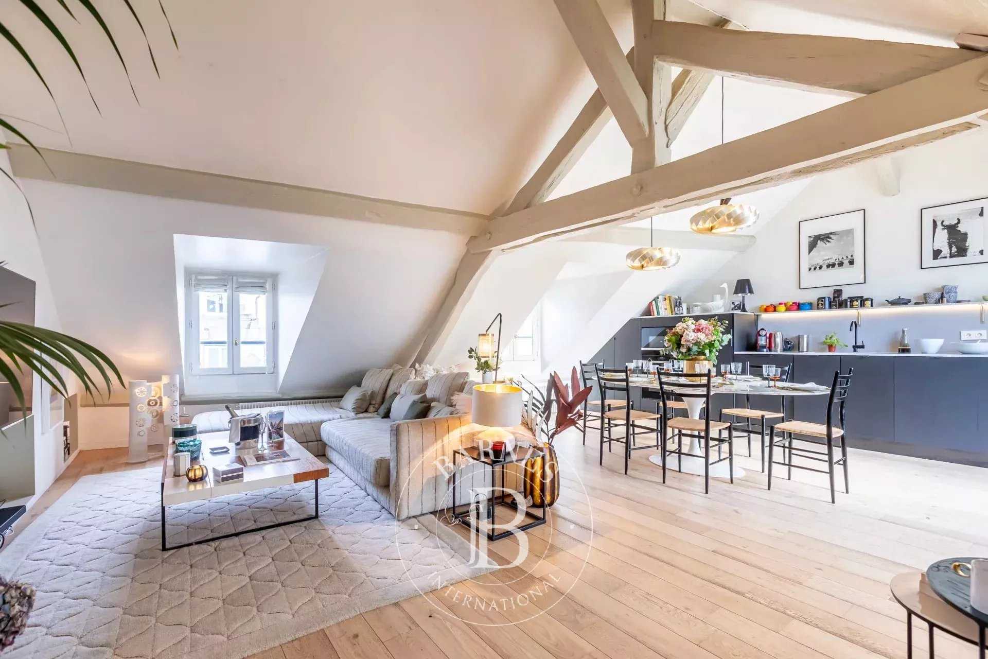 Paris  - Apartment 4 Bedrooms