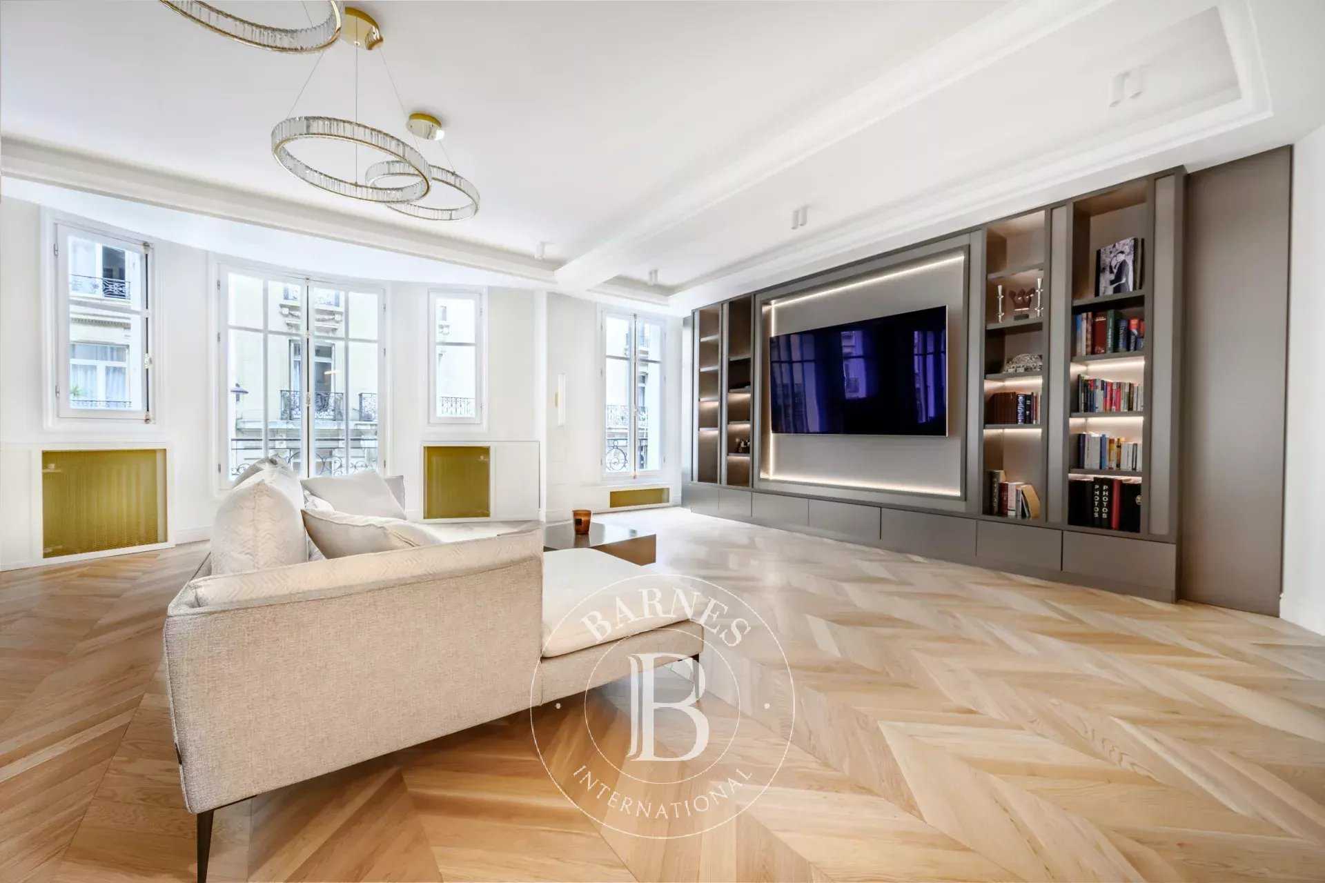 Apartment Paris 75008  -  ref 86206609 (picture 2)