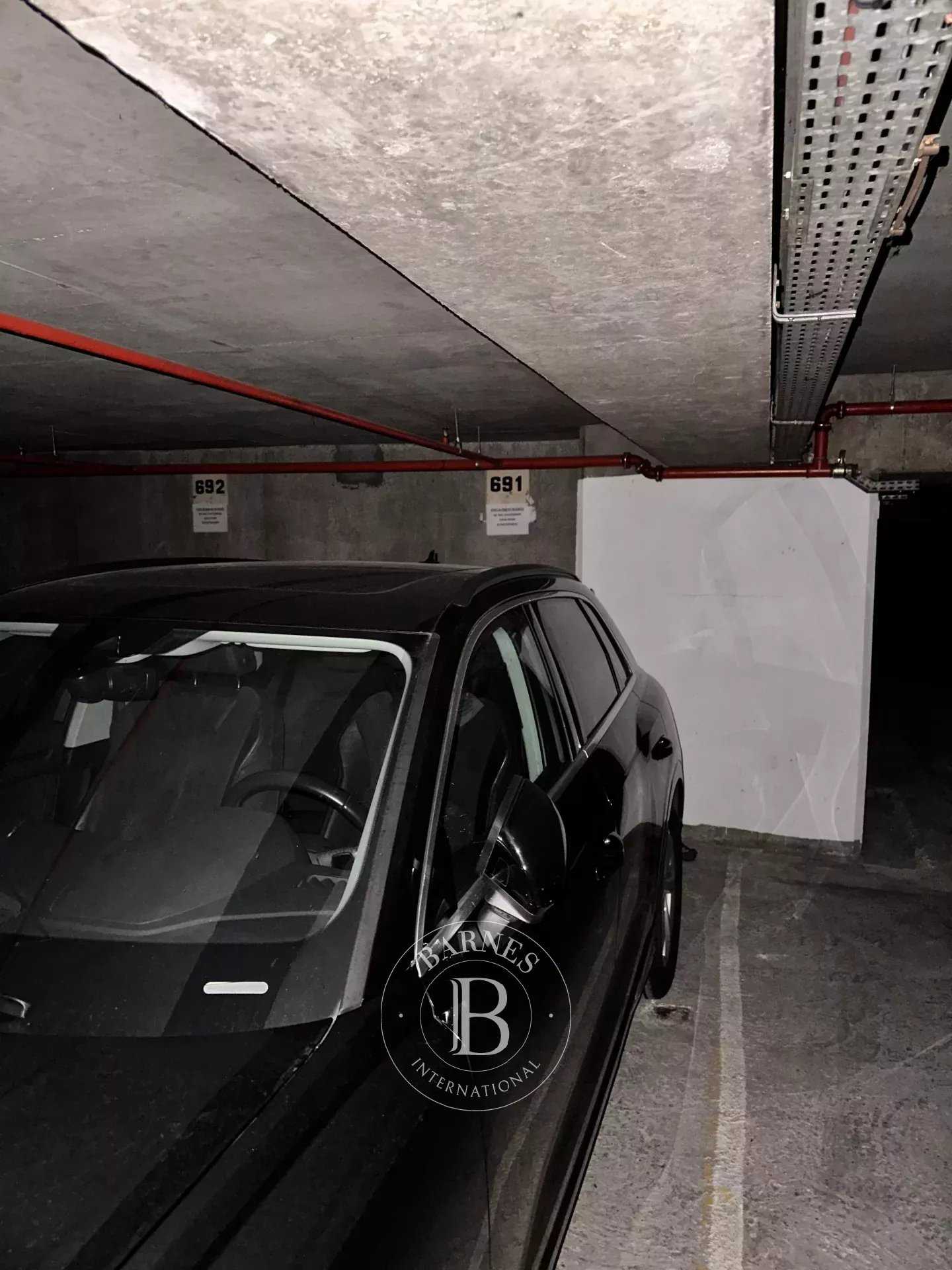 Apartment Paris 75008  -  ref 86350738 (picture 2)