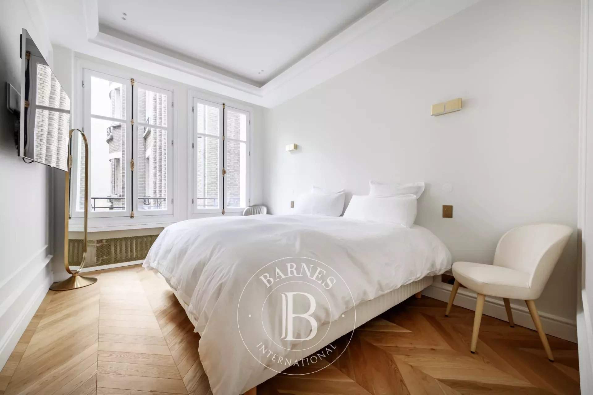 Paris  - Apartment 3 Bedrooms - picture 9
