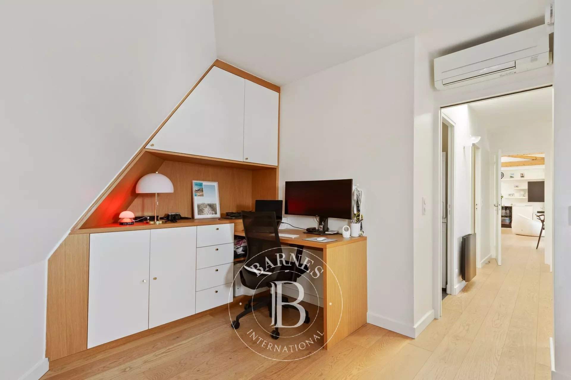 Paris  - Apartment 3 Bedrooms - picture 9