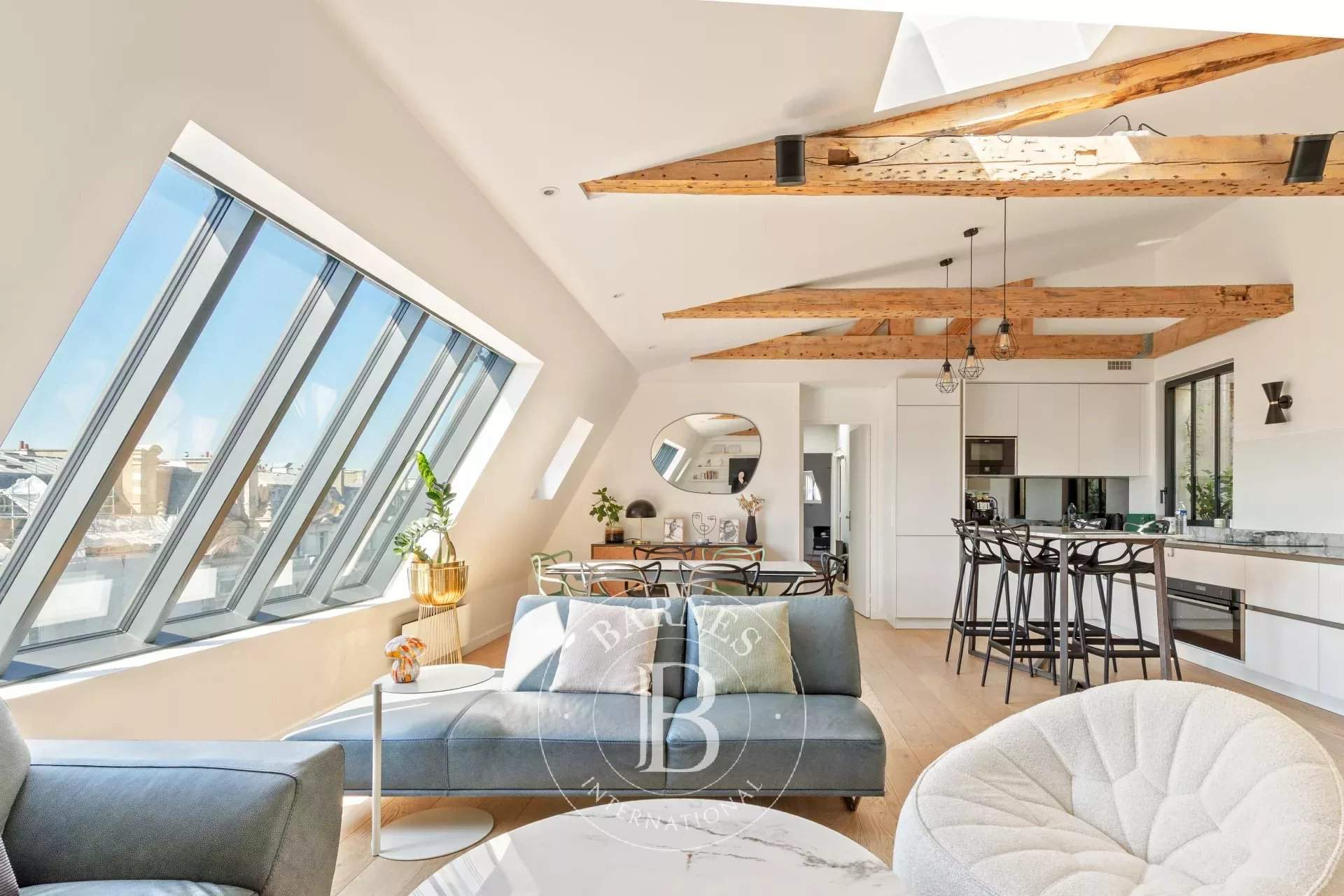 Paris  - Apartment 3 Bedrooms - picture 1