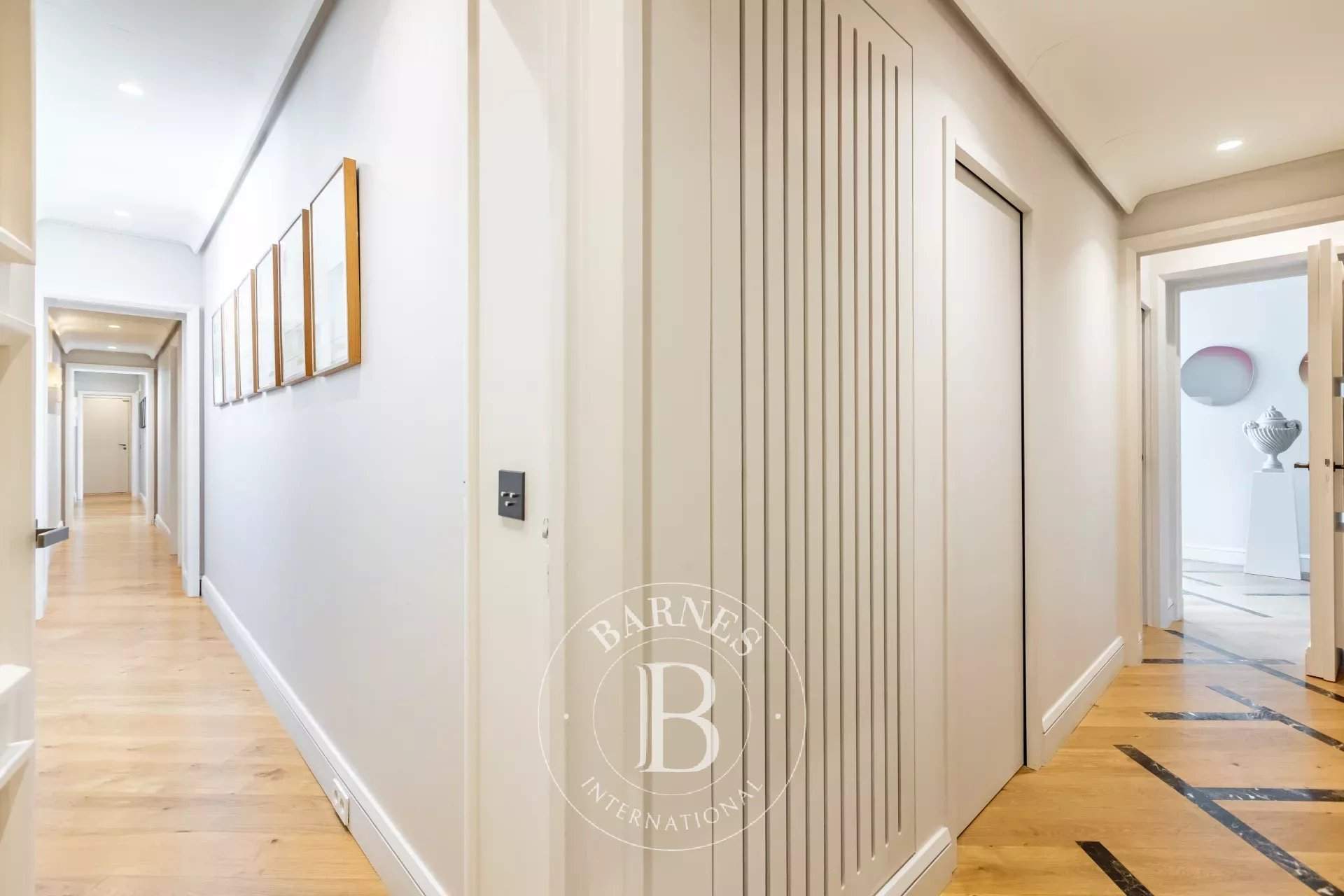 Paris  - Appartement 8 Pi&egrave;ces 5 Chambres - picture 18