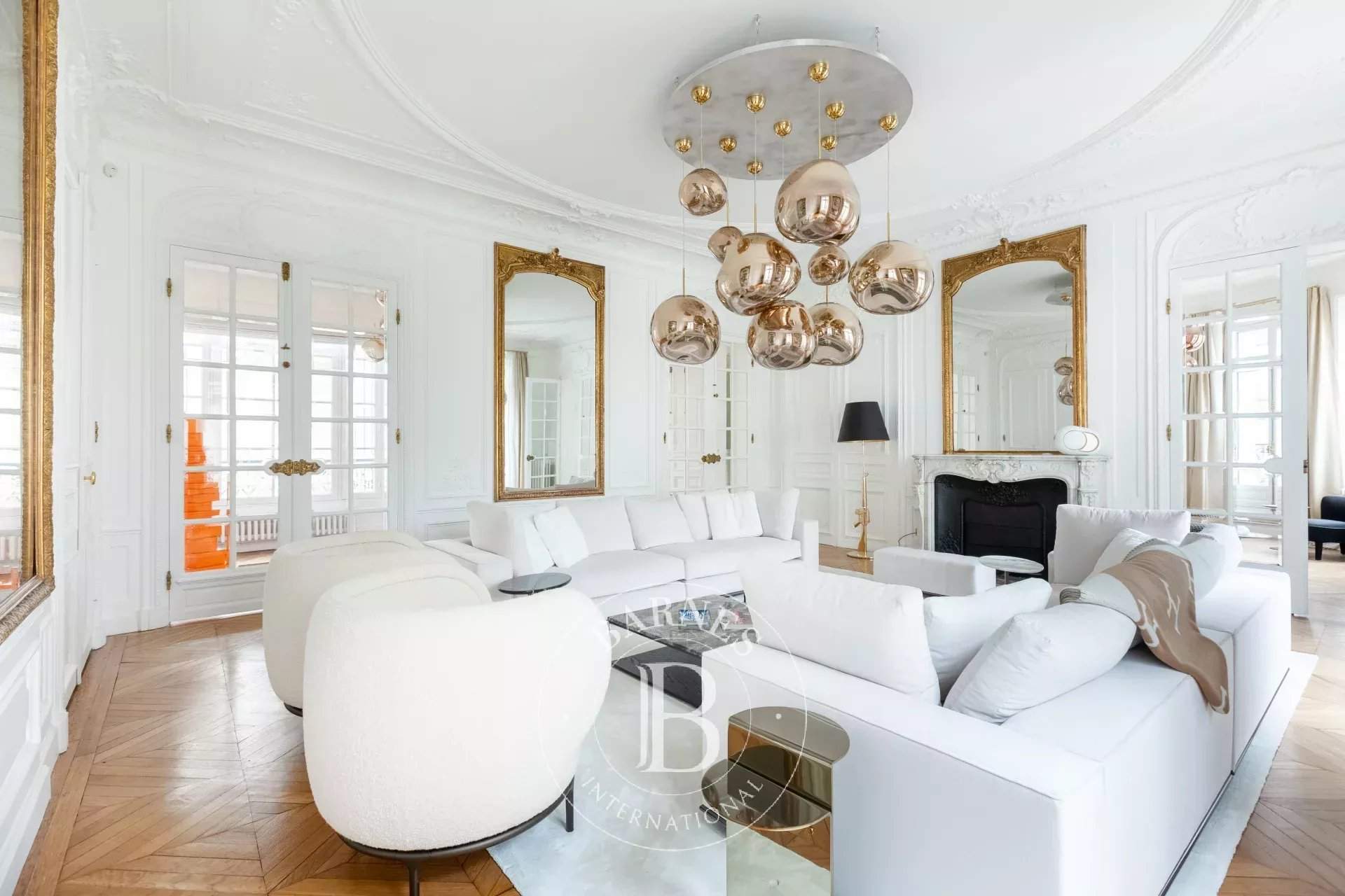 Paris  - Appartement 7 Pi&egrave;ces 4 Chambres - picture 5