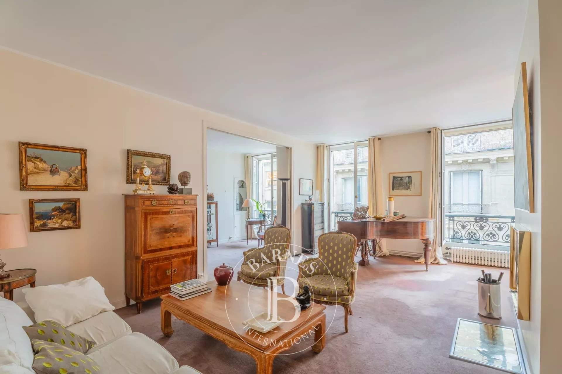 Paris  - Appartement 4 Pièces 2 Chambres - picture 2