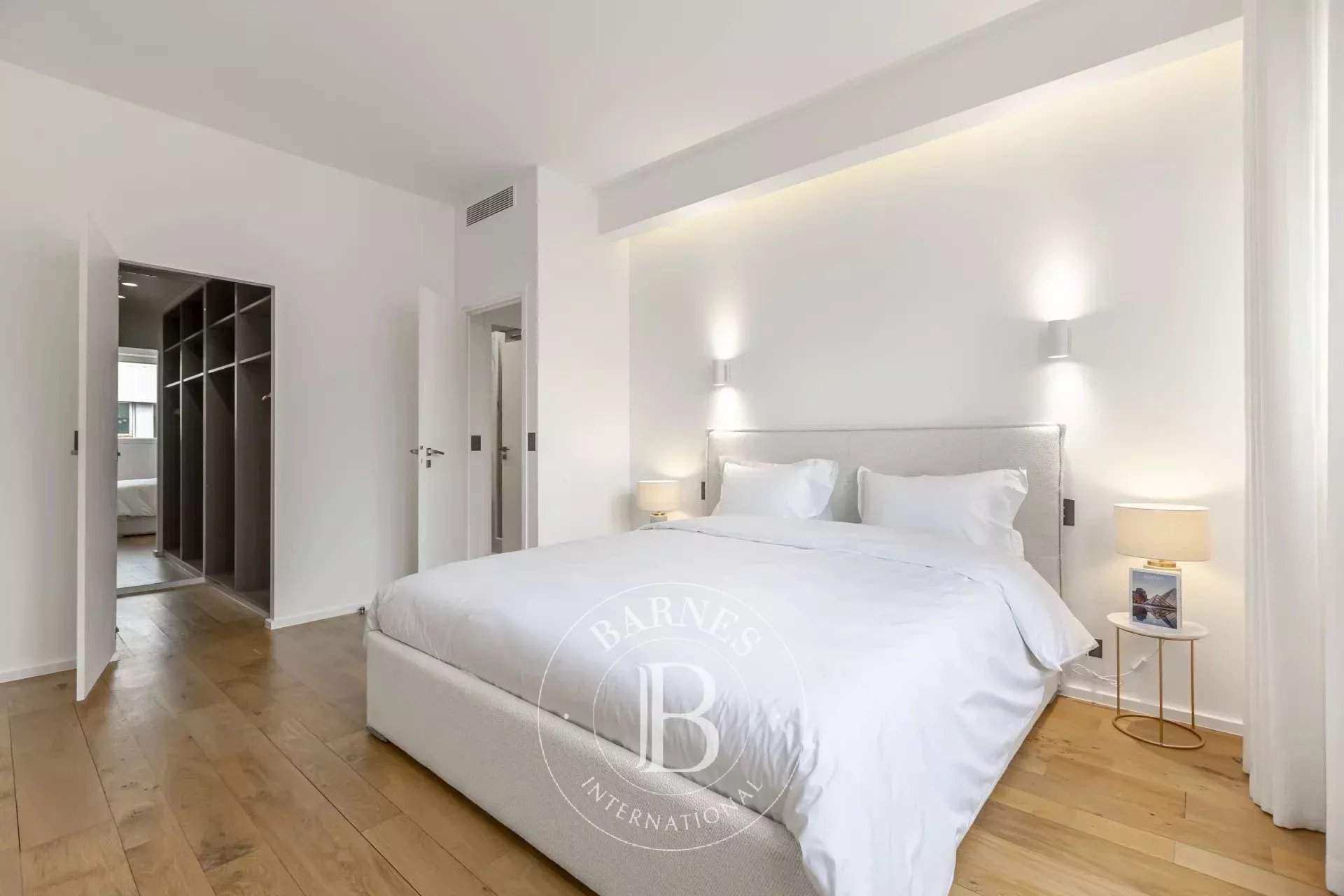 Paris  - Appartement 5 Pièces 3 Chambres - picture 12