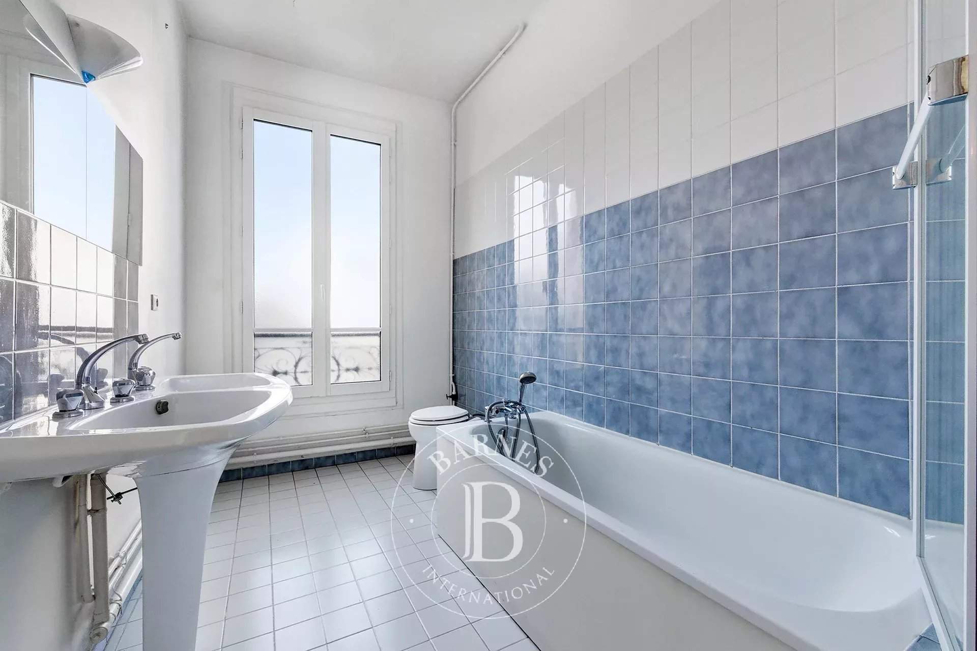 Paris  - Appartement 6 Pi&egrave;ces 4 Chambres - picture 11