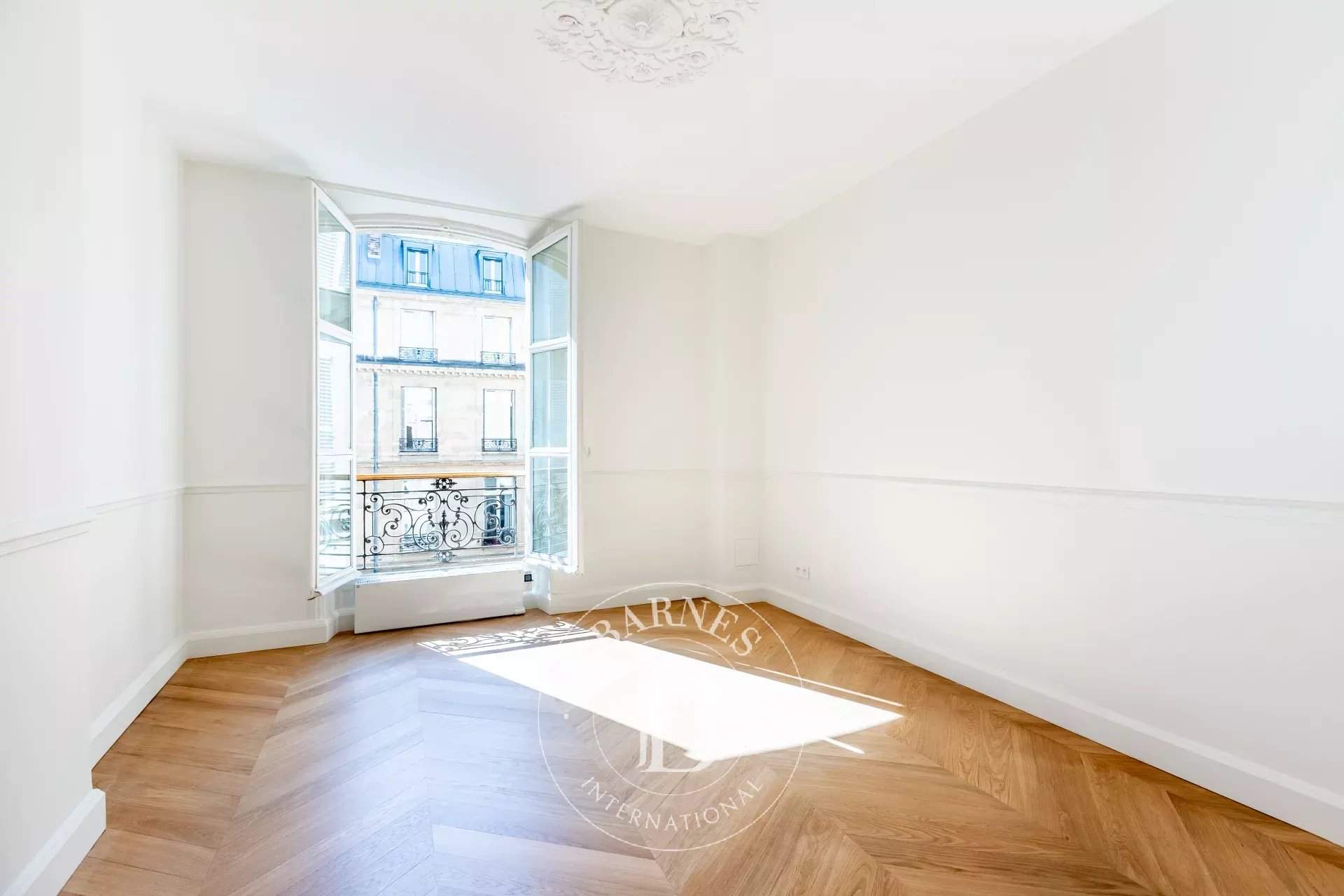 Paris  - Apartment 4 Bedrooms - picture 18