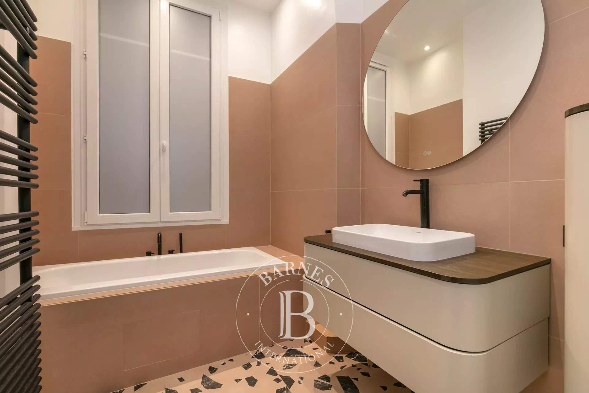 Paris  - Appartement 5 Pi&egrave;ces 3 Chambres - picture 13