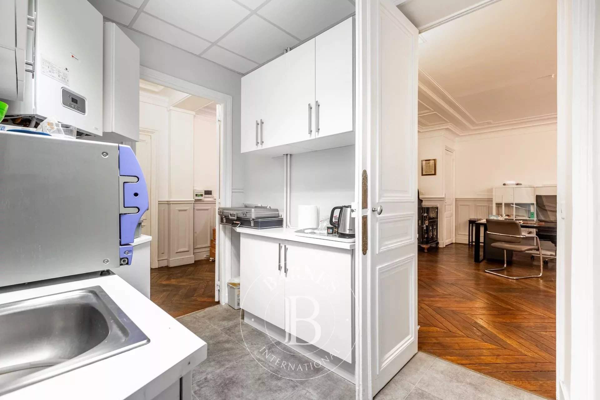 Paris  - Apartment 2 Bedrooms - picture 5