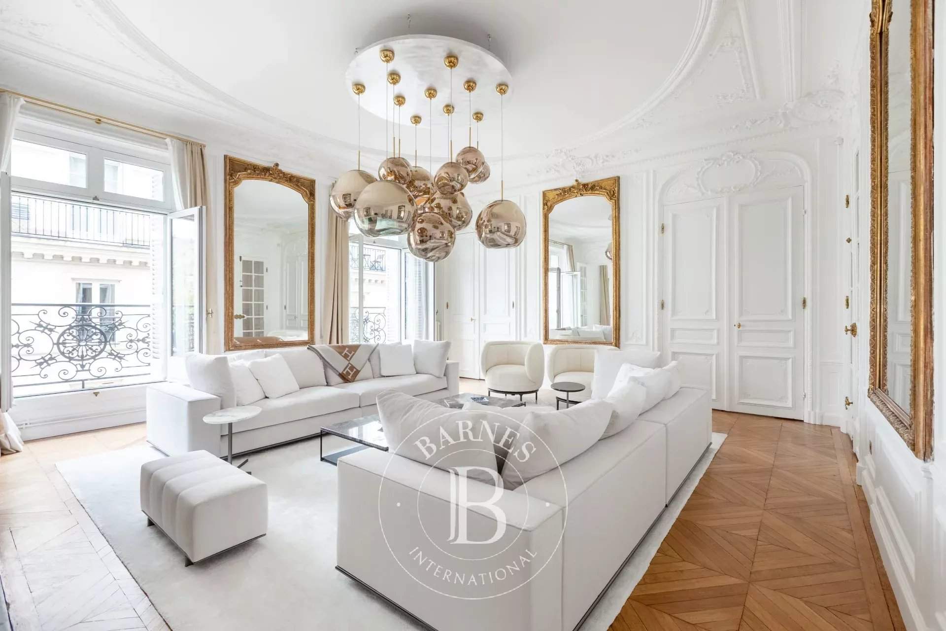 Paris  - Appartement 7 Pi&egrave;ces 4 Chambres - picture 3