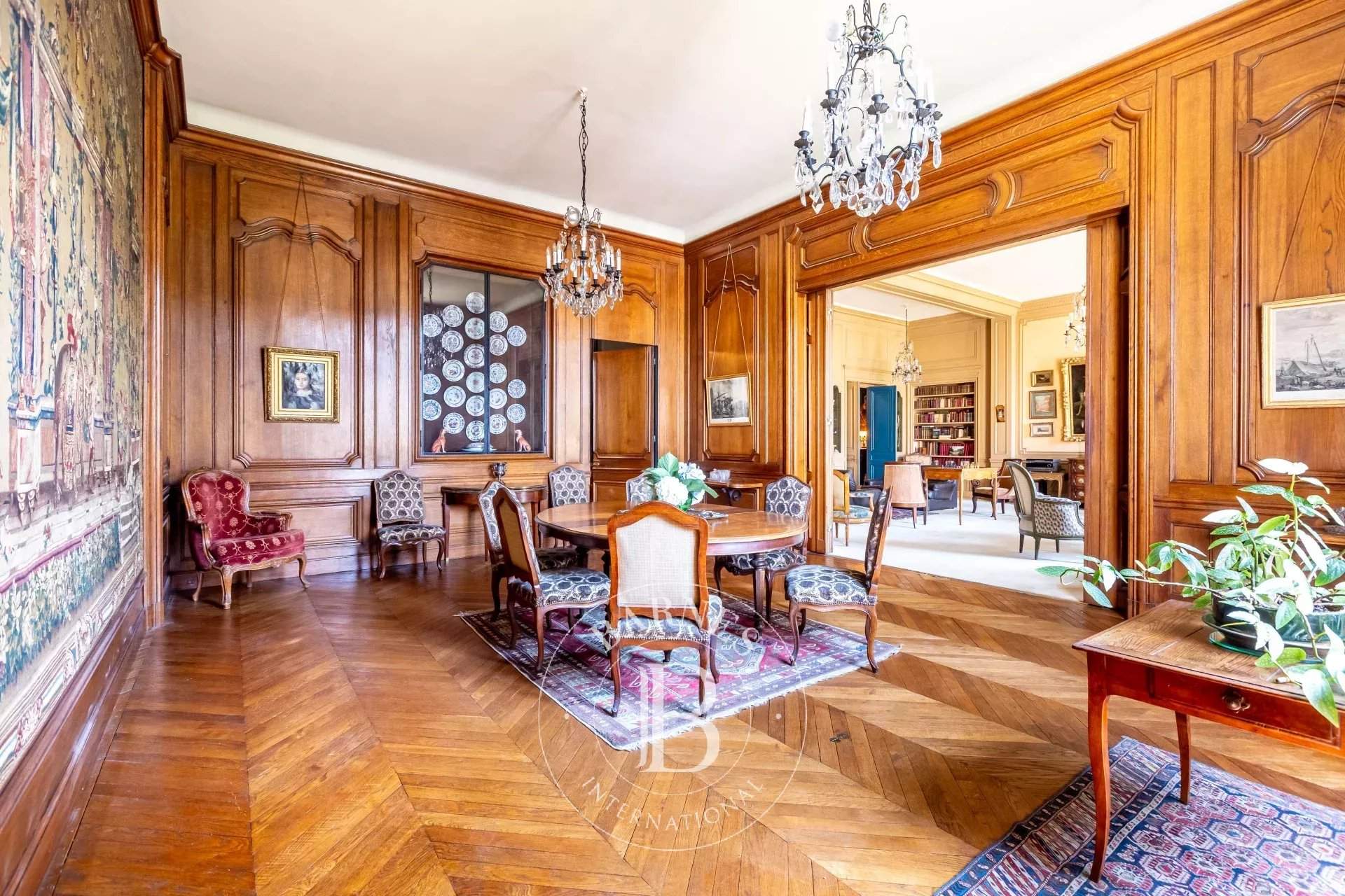 Paris  - Appartement 7 Pièces 5 Chambres - picture 5