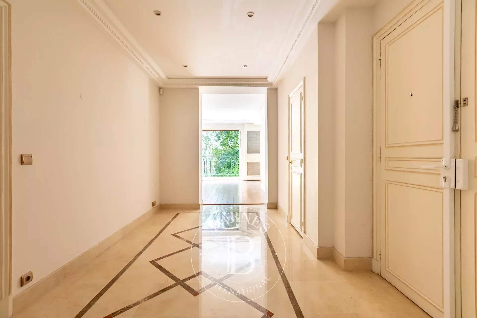 Paris  - Apartment 3 Bedrooms - picture 15